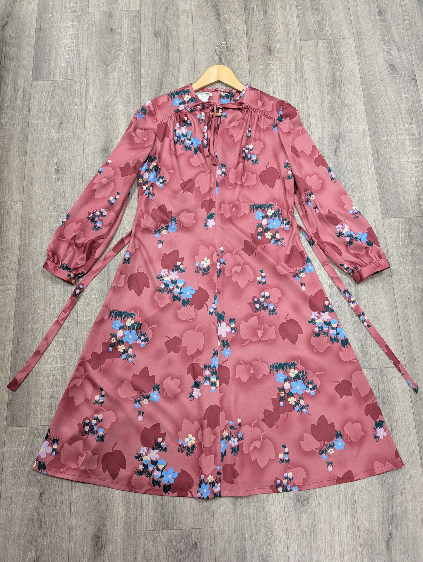 1970s Debenhams dress and belt - Size 12/14
