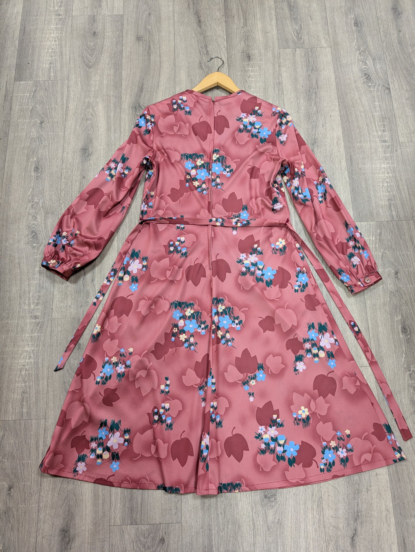 1970s Debenhams dress and belt - Size 12/14
