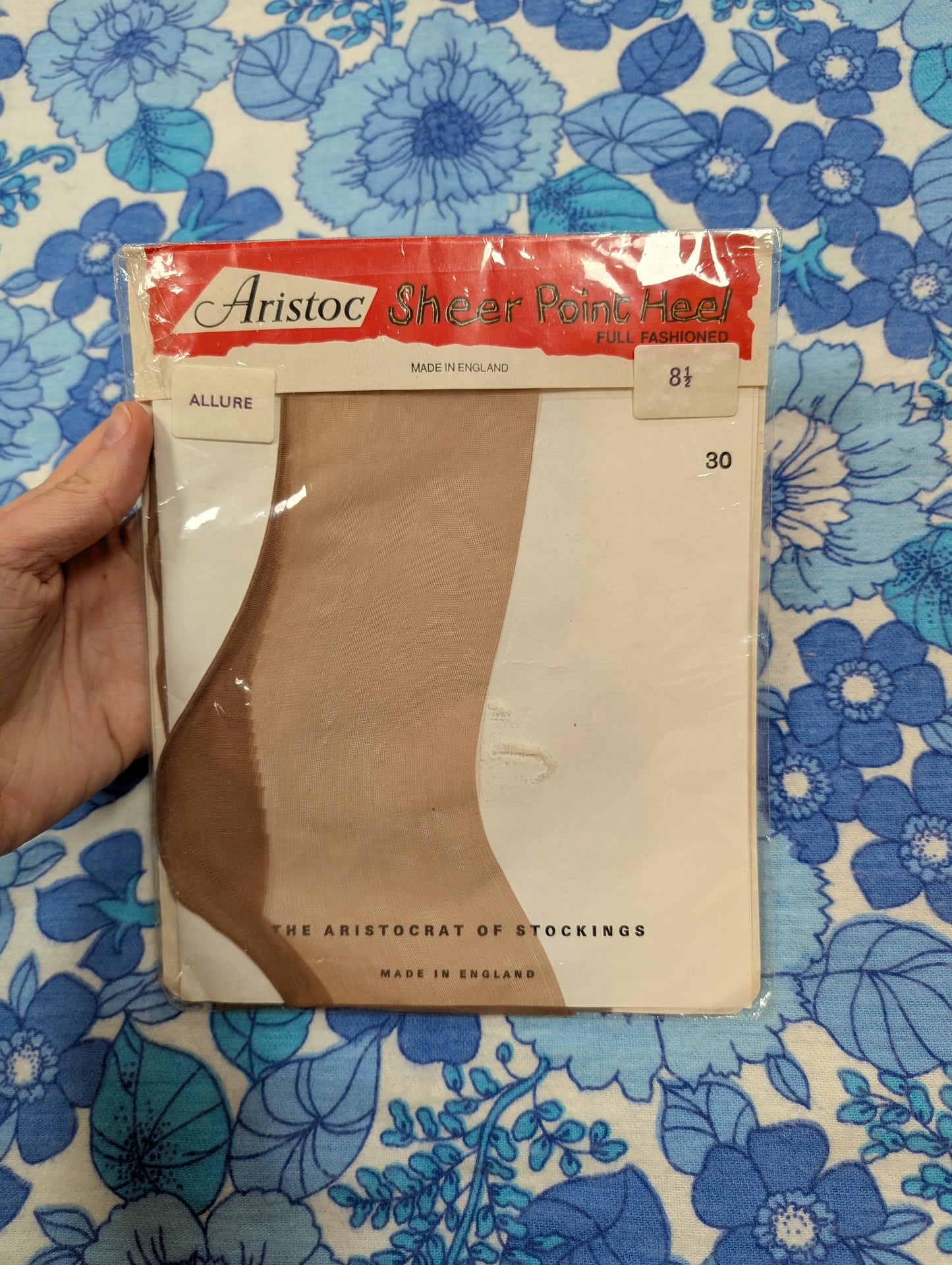 Aristoc sheer point heel stockings
