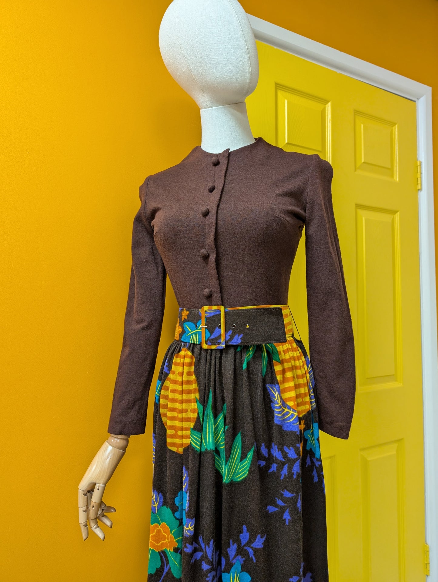 1970s Peter Barron maxi dress and belt - Size 6/8