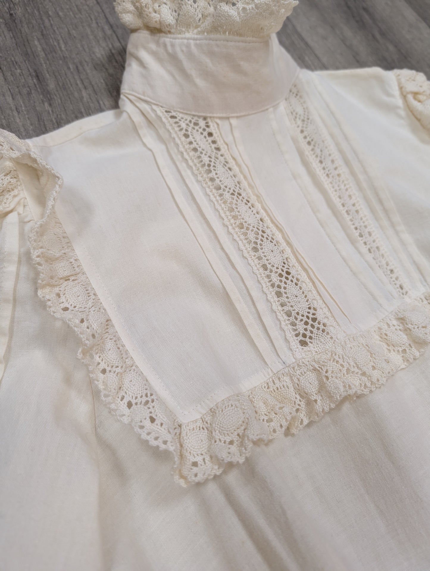1970s cotton and lace prairie dress - Size 8