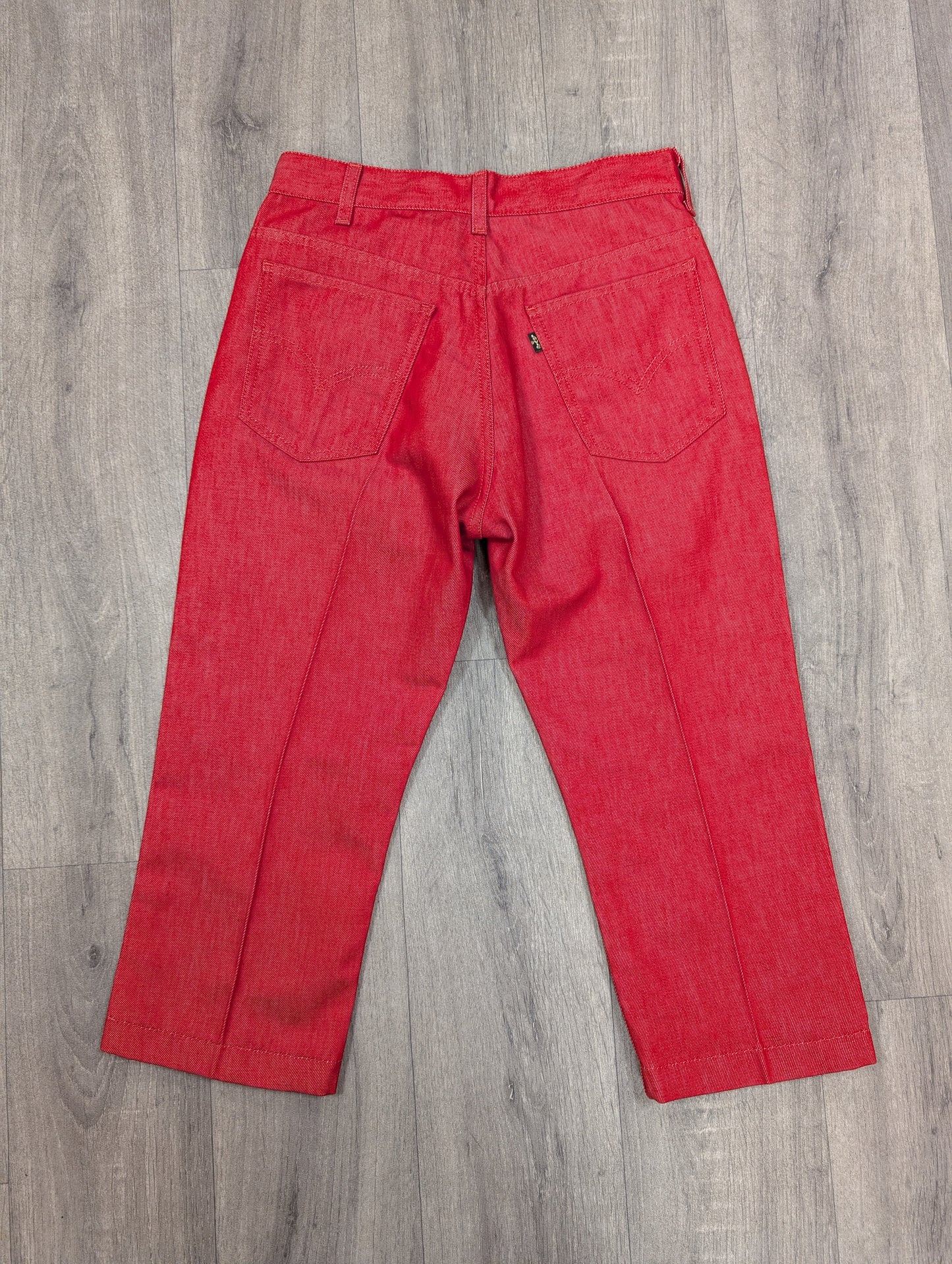 Levi's sta-prest for gals - 27"W 19"L