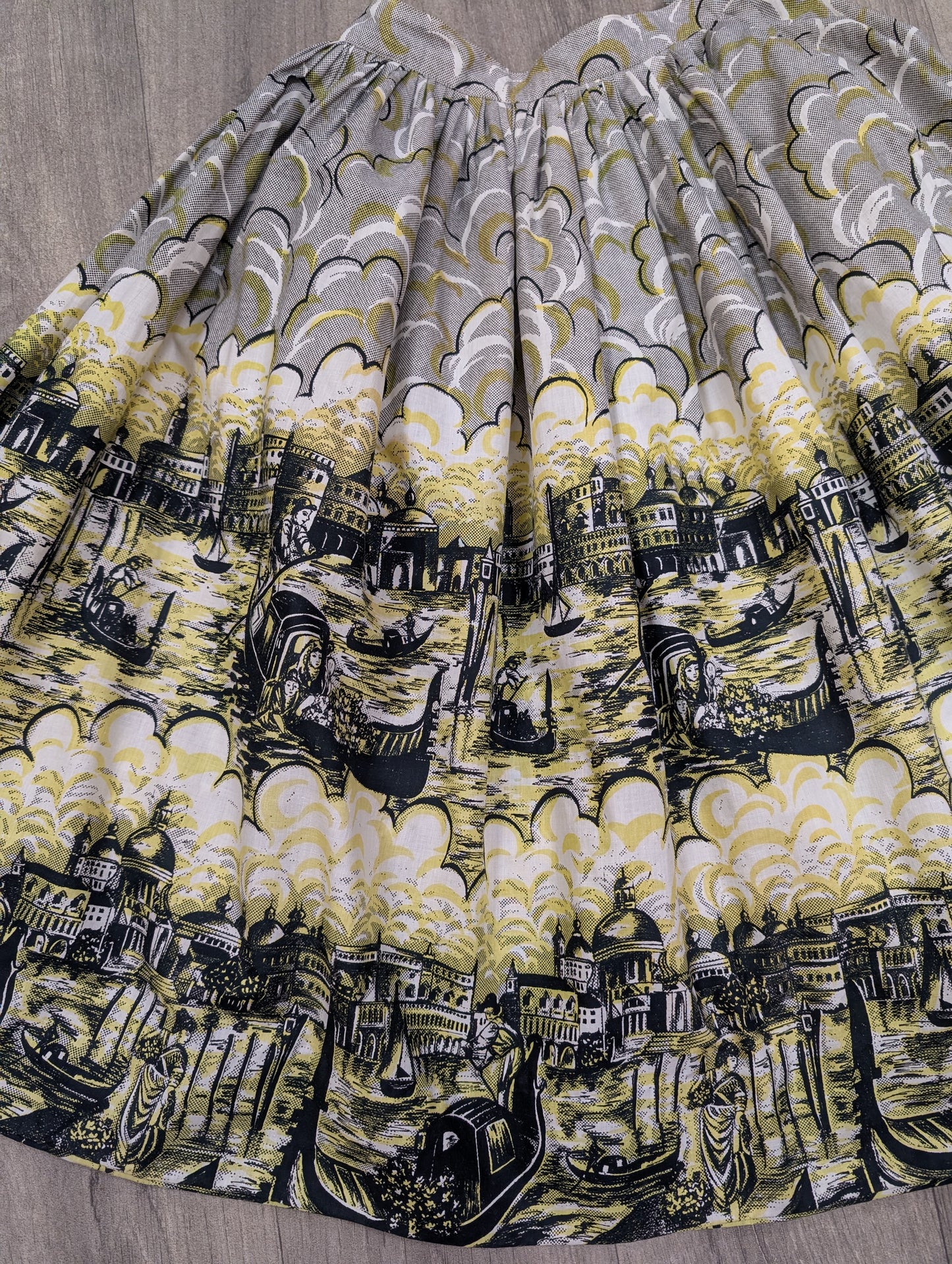 1950s novelty print Venice gondola cotton skirt - 23" waist