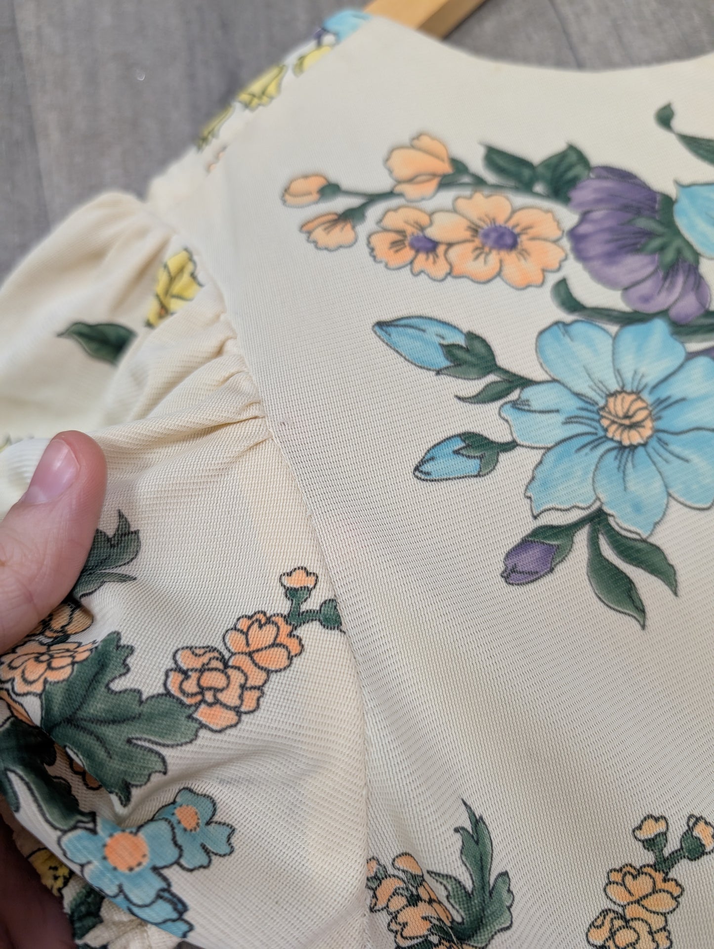 1970s floral maxi dress - Size 10/12/14