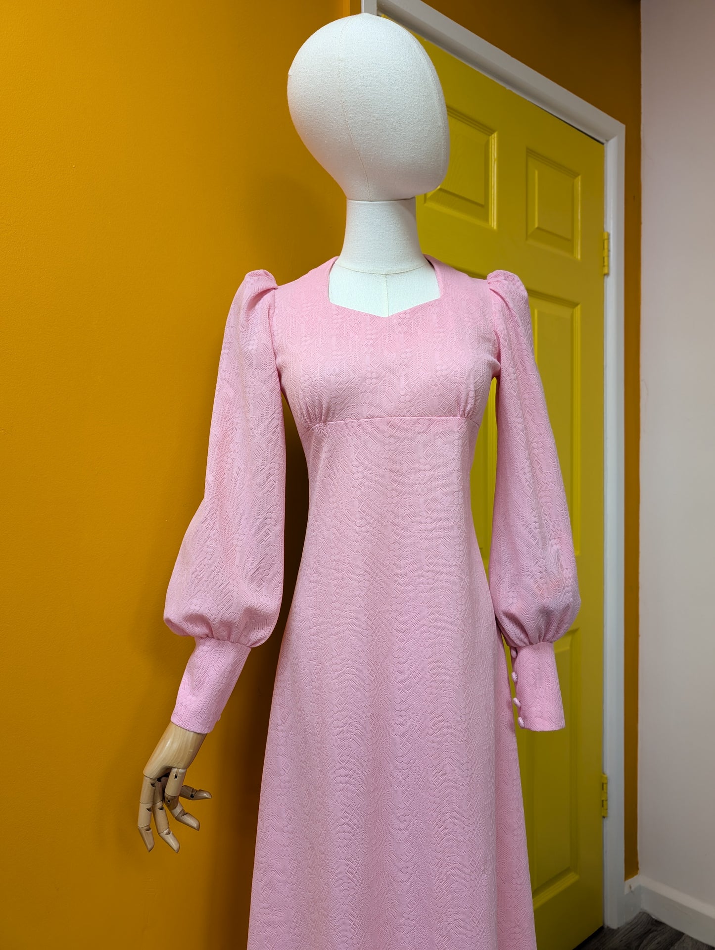 Gorgeous 1970s pink maxi dress - XS/6