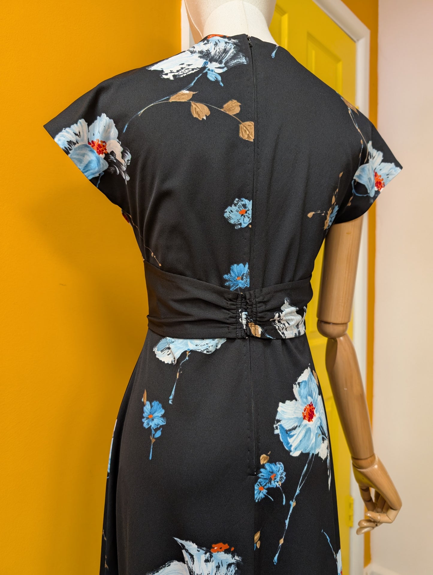 1970s black floral dress - S/8