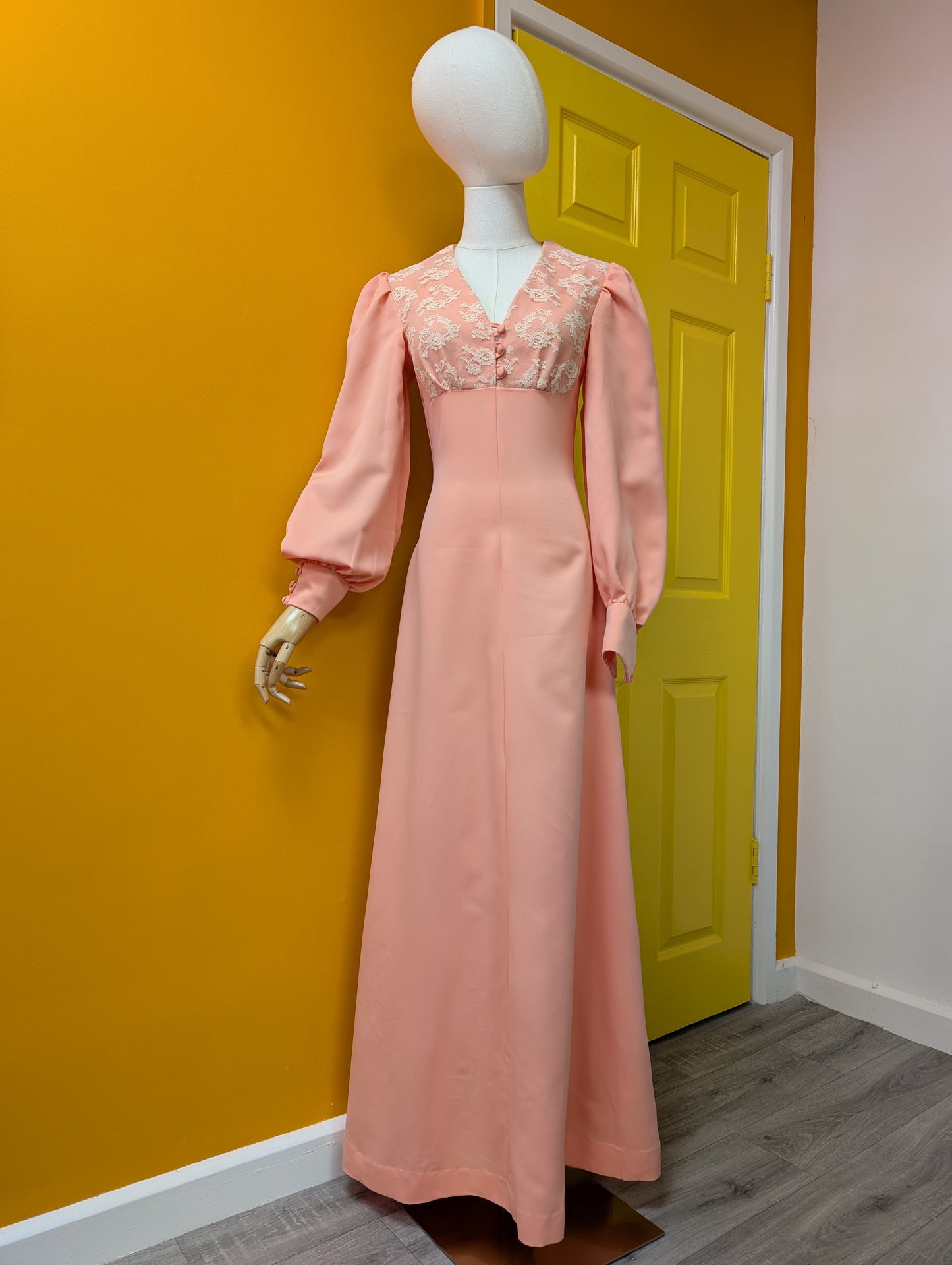 1970s pink maxi dress with lace detail - XS/6