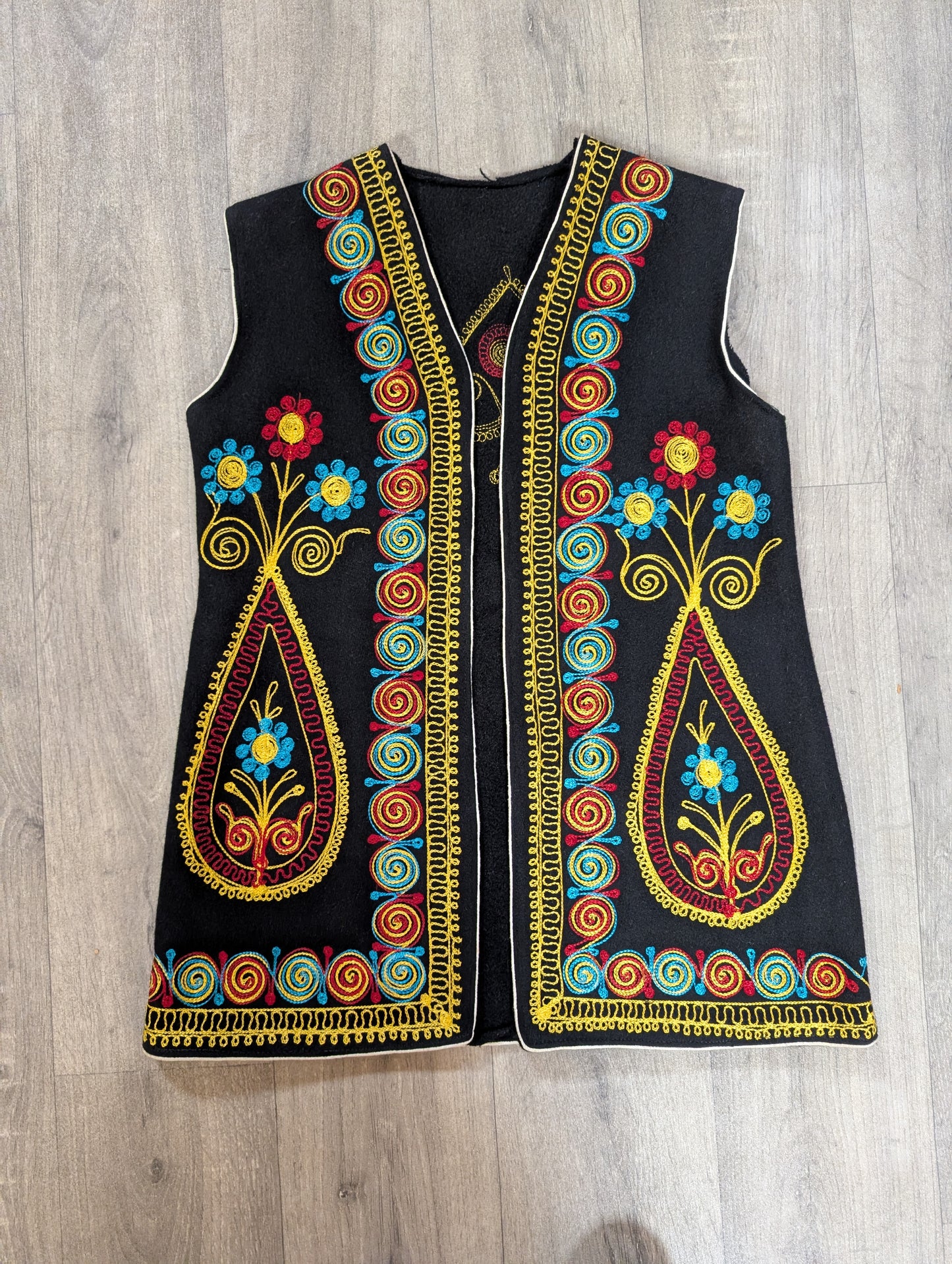 Embroidered wool waistcoat - S