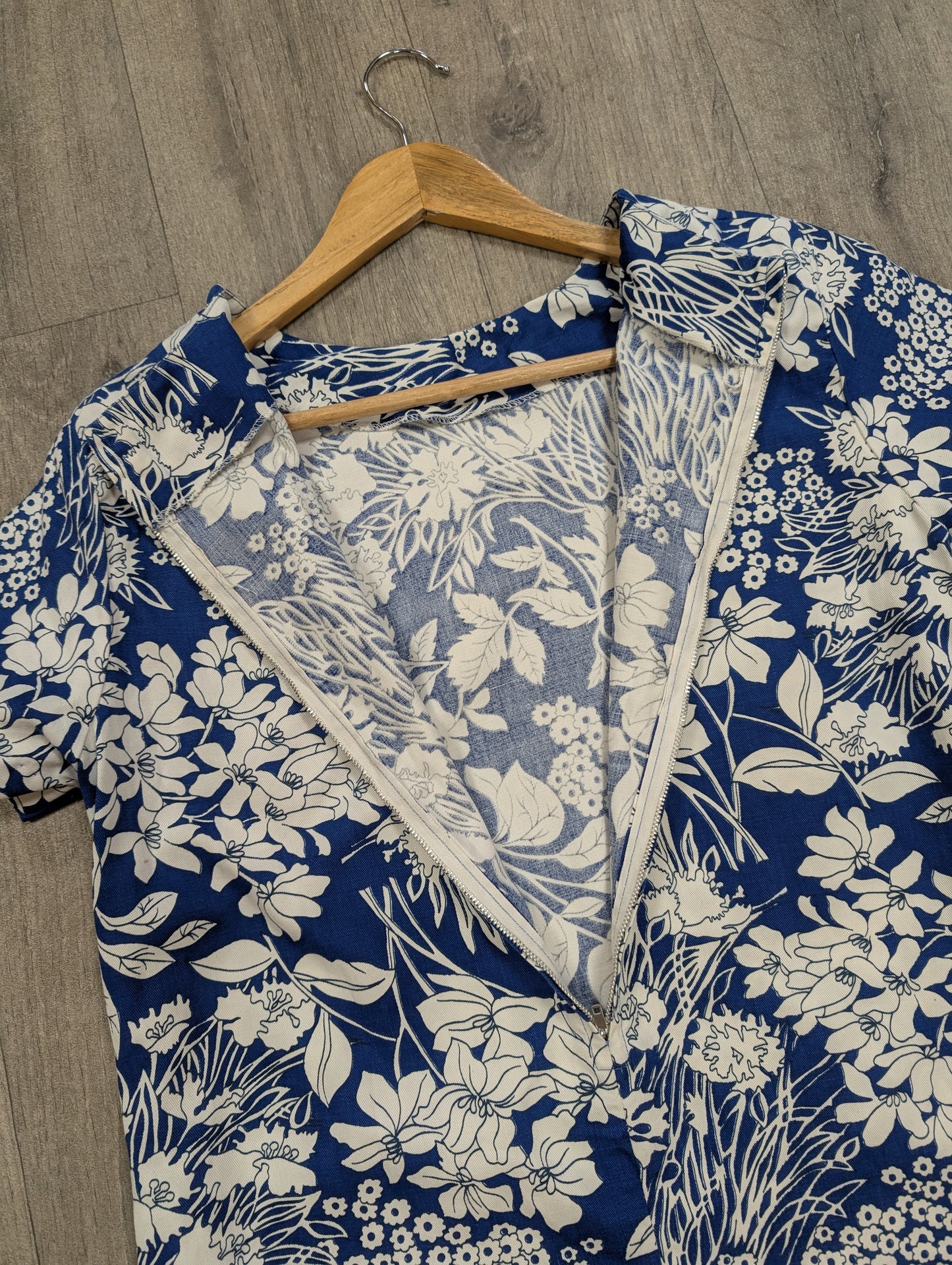 1960s blue/white floral cotton dress - M/12/14