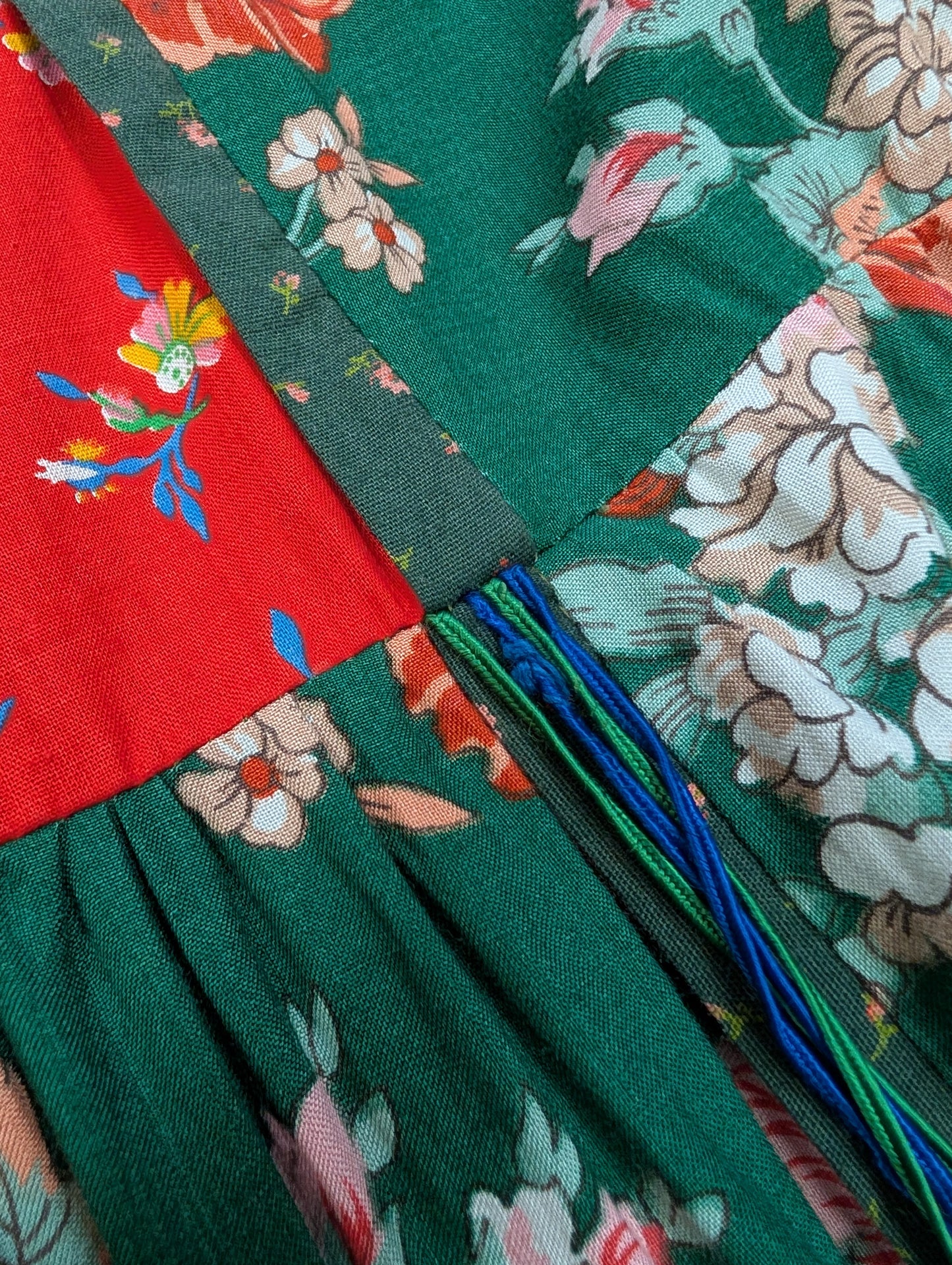 1970s Ann Reeves & Co floral dress - S/8