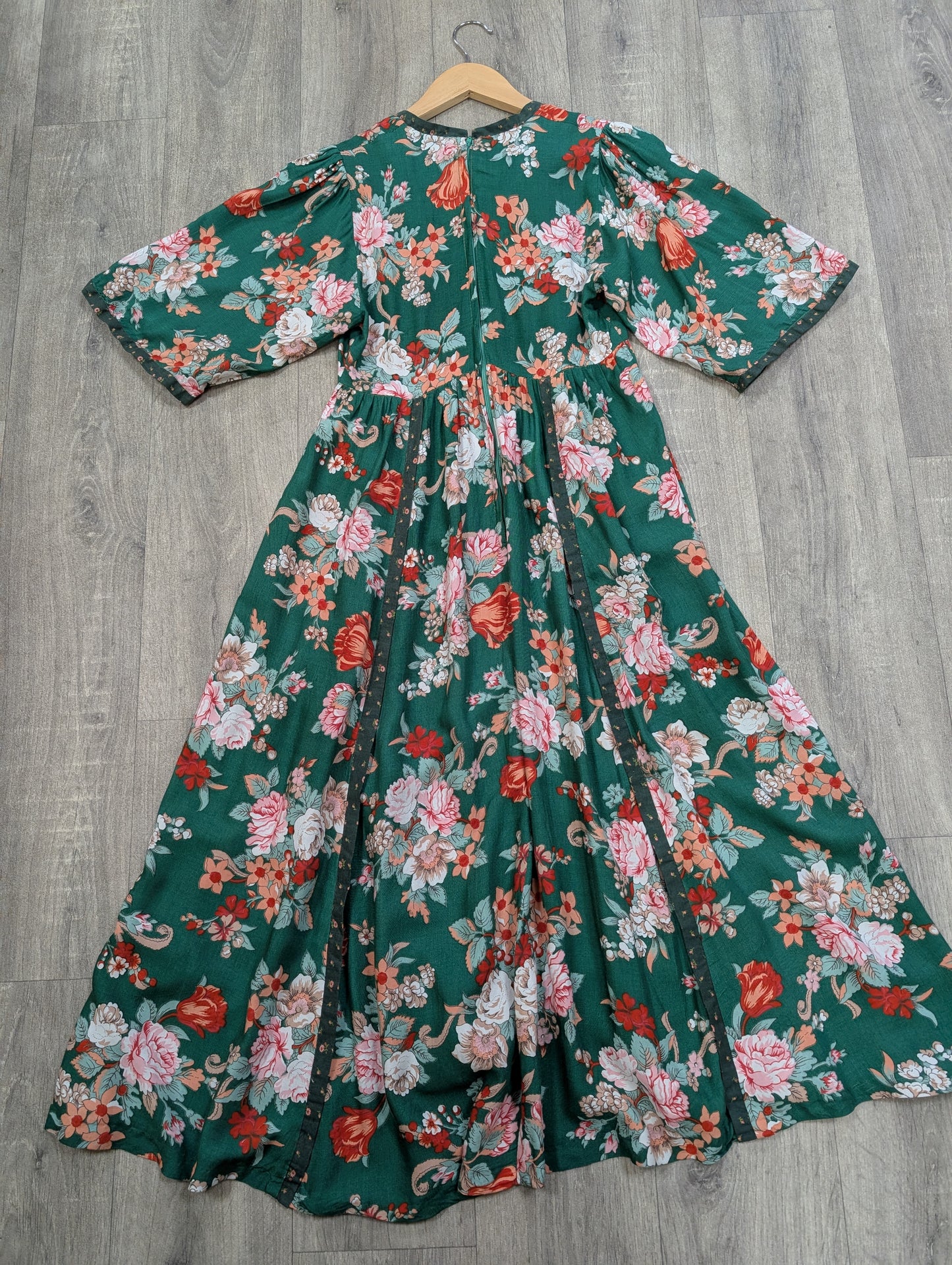 1970s Ann Reeves & Co floral dress - S/8