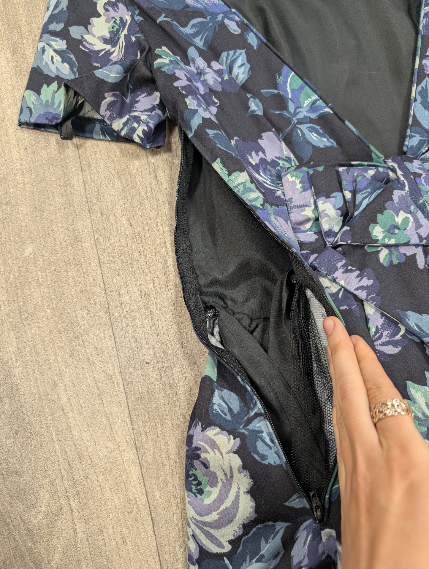 1980s Laura Ashley bow back floral dress - S/8/10