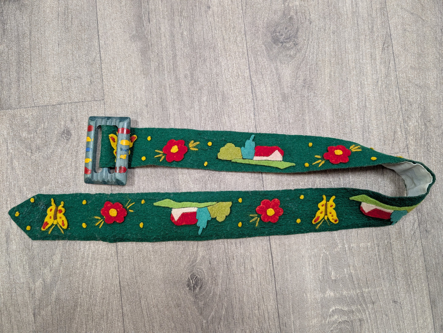 Hungarian green hand embroidered belt