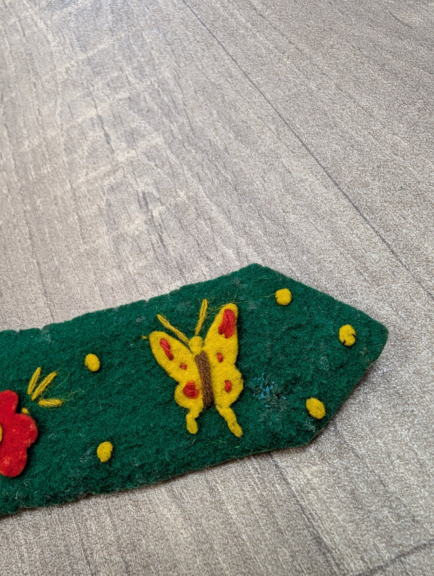 Hungarian green hand embroidered belt