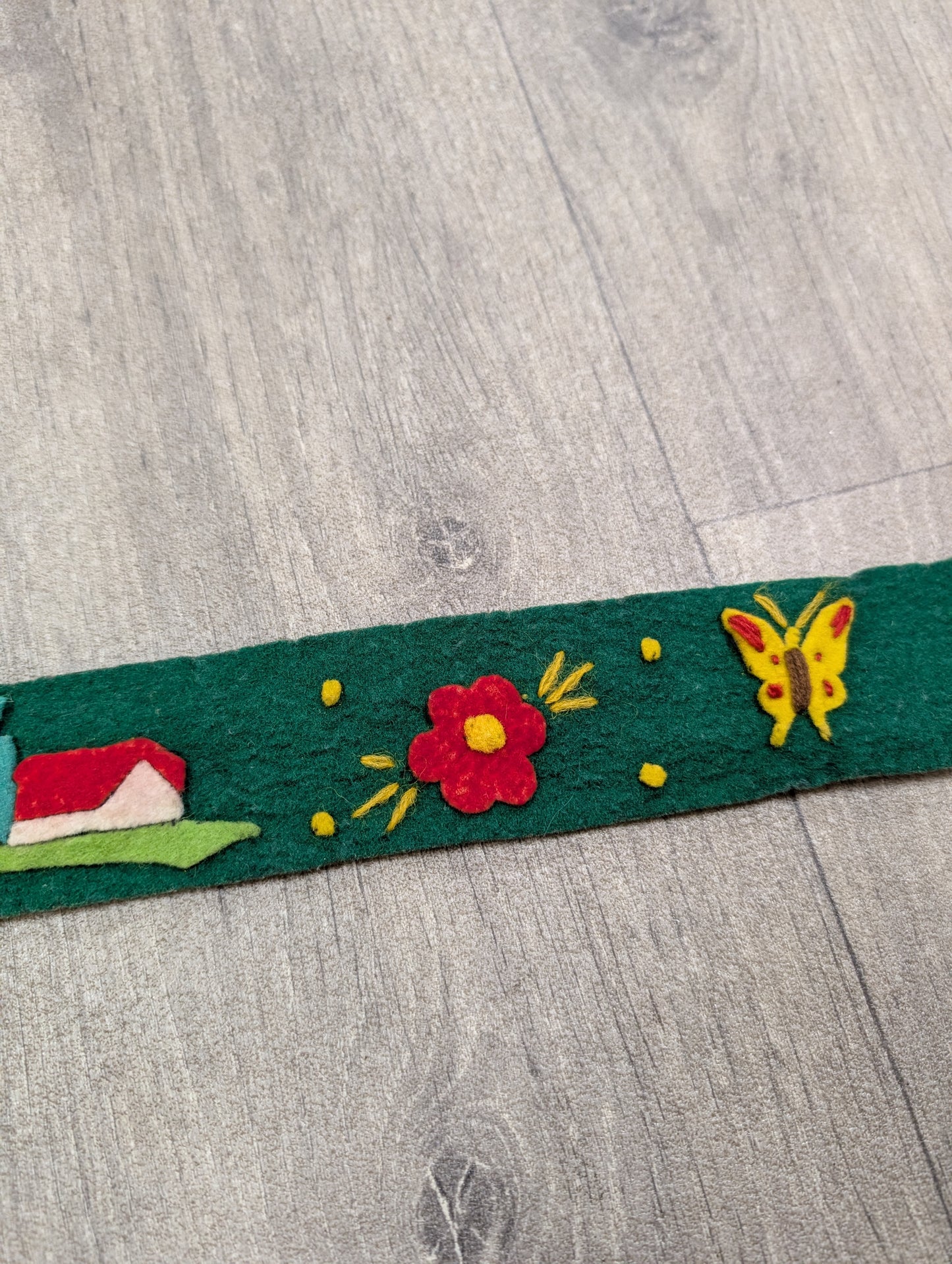 Hungarian green hand embroidered belt