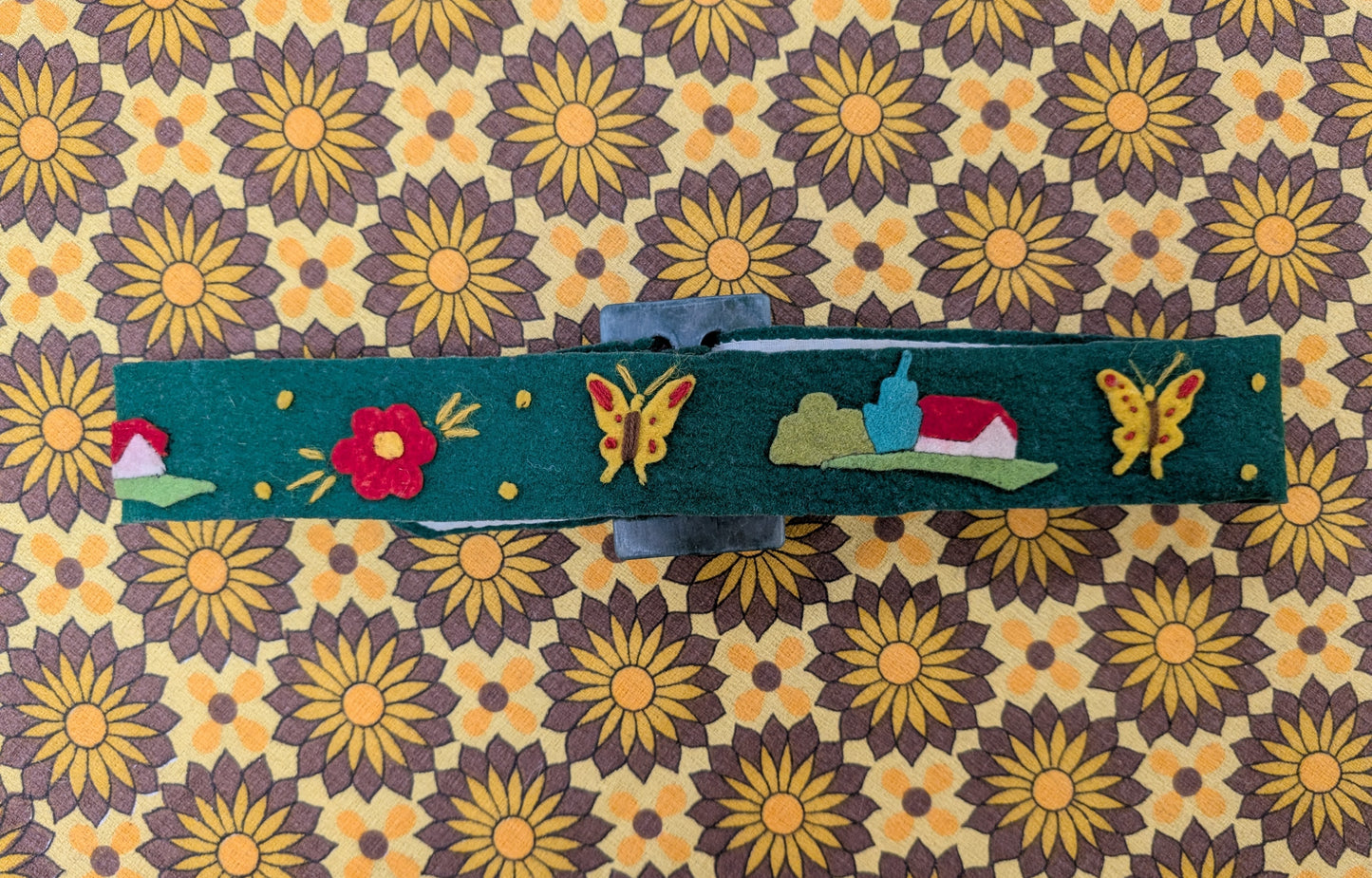 Hungarian green hand embroidered belt