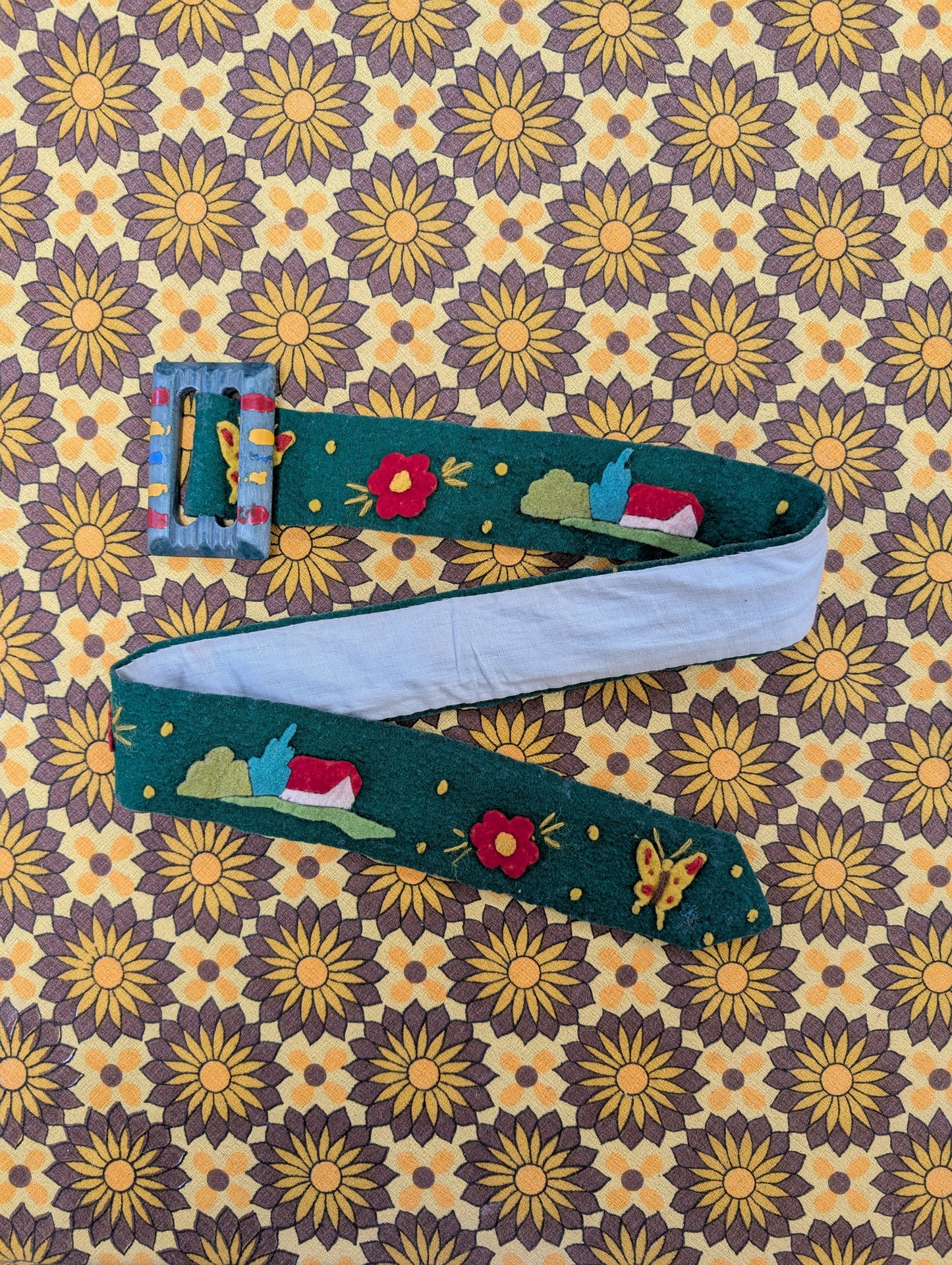 Hungarian green hand embroidered belt
