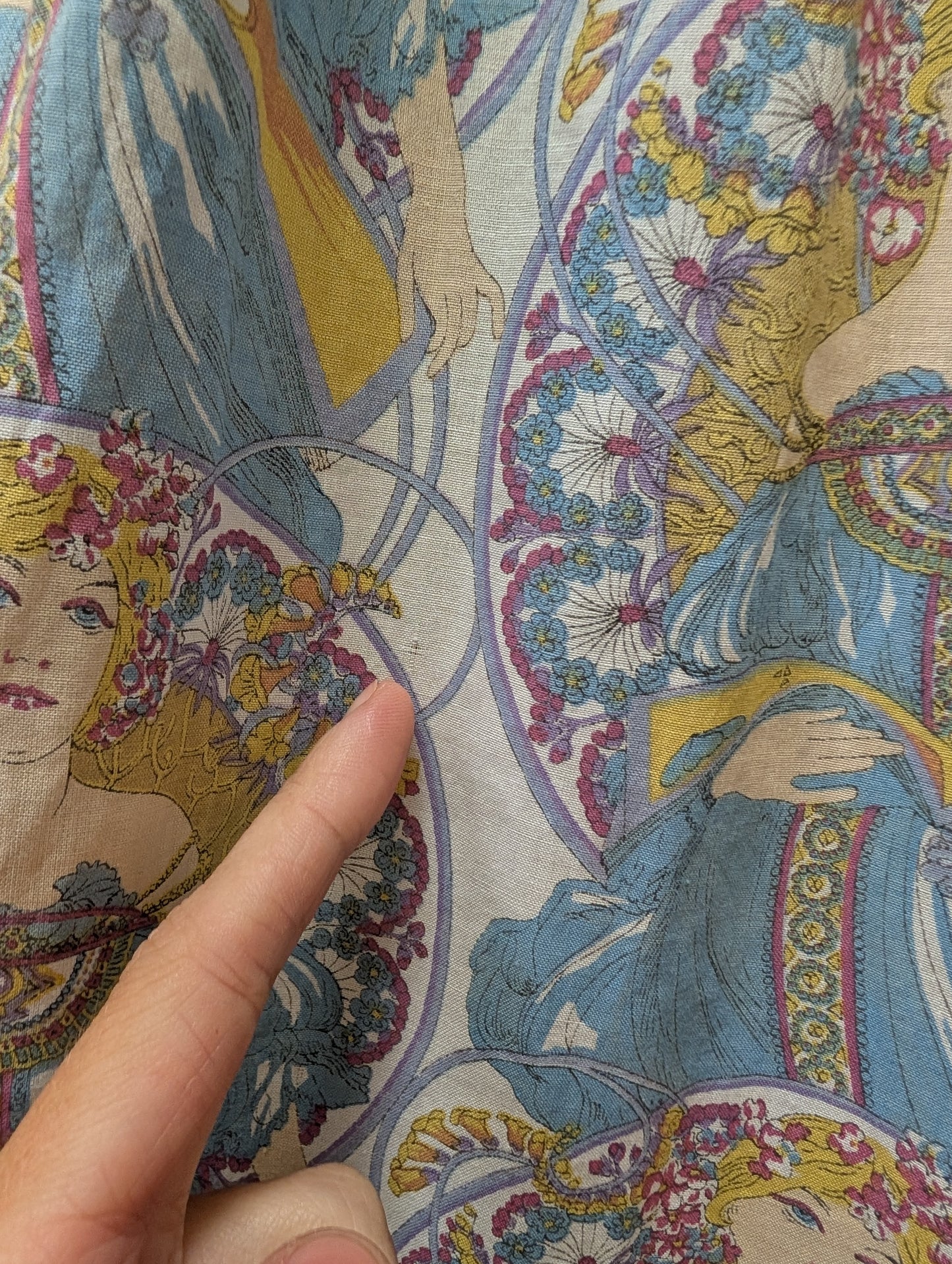 1970s Alphonse Mucha Art Nouveau print maxi dress - S/8/10