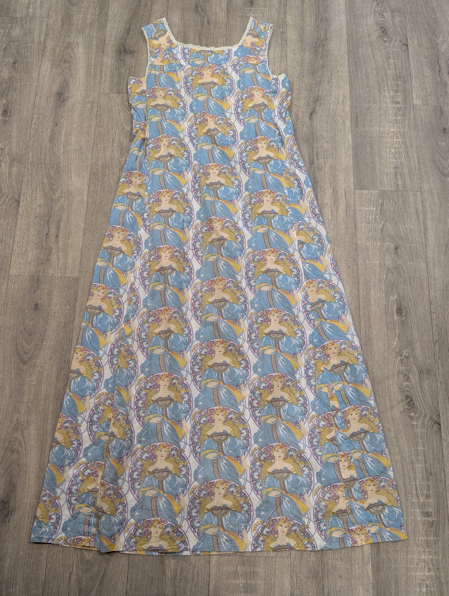 1970s Alphonse Mucha Art Nouveau print maxi dress - S/8/10