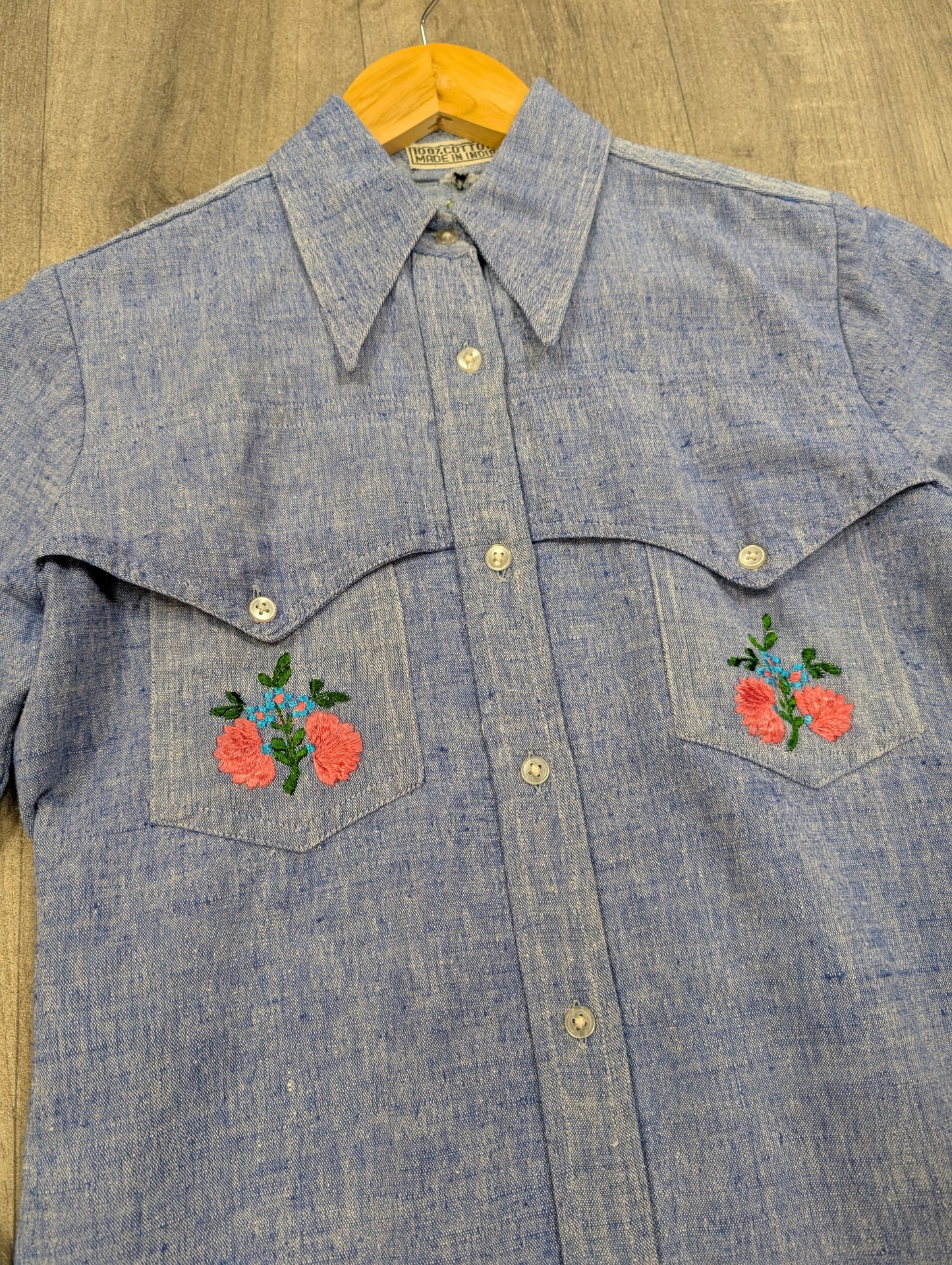 Sweet 1970s embroidered Indian cotton dagger collar shirt - S