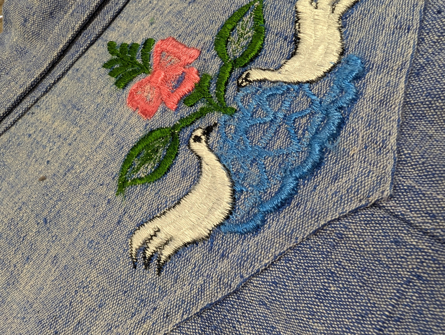 Sweet 1970s embroidered Indian cotton dagger collar shirt - S