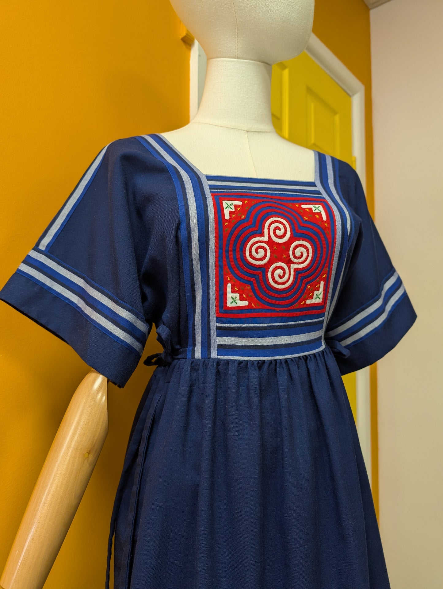 1980s Meo Fashions by Kit dress - S/M