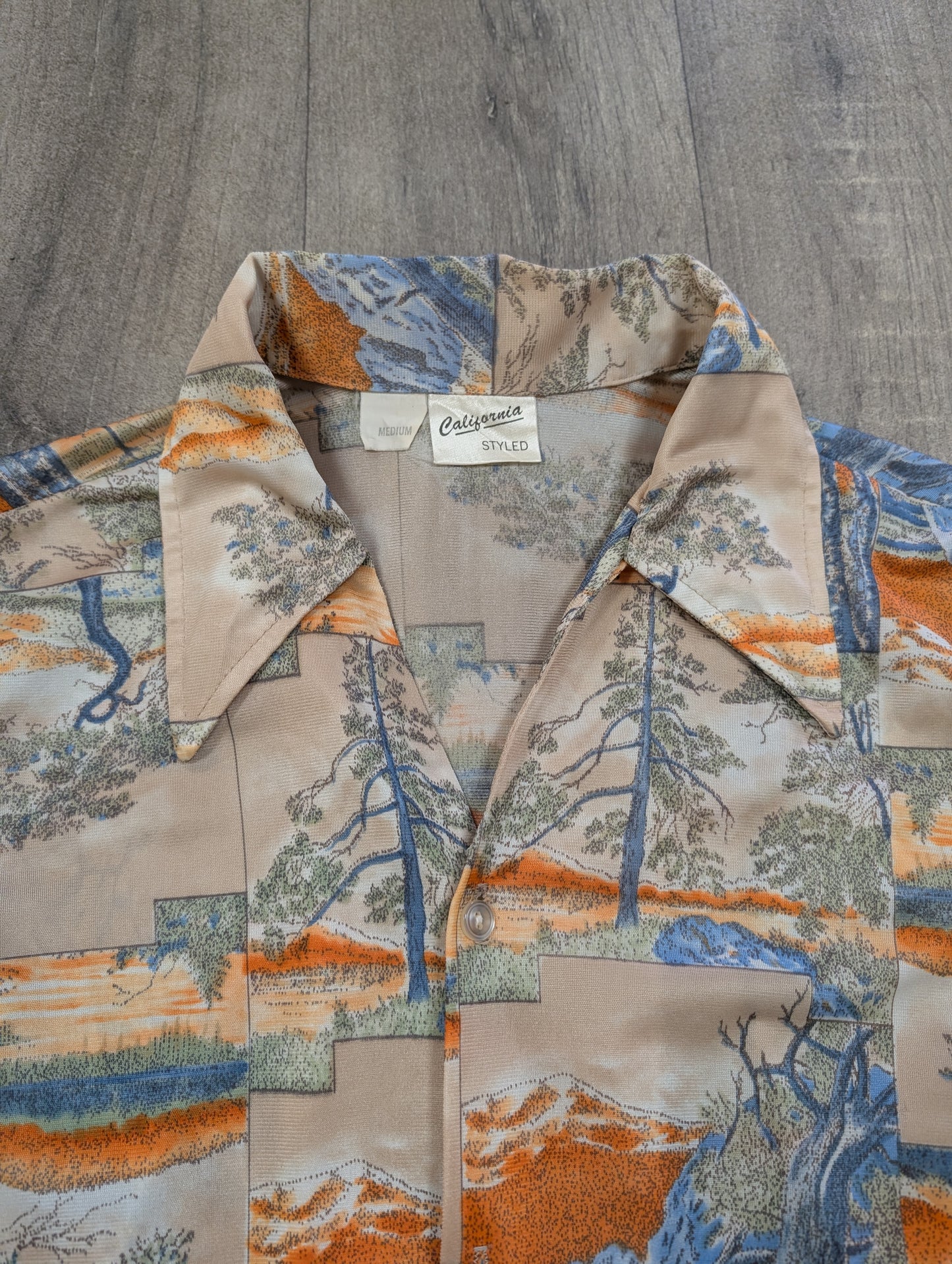 1970s California novelty tree print shirt