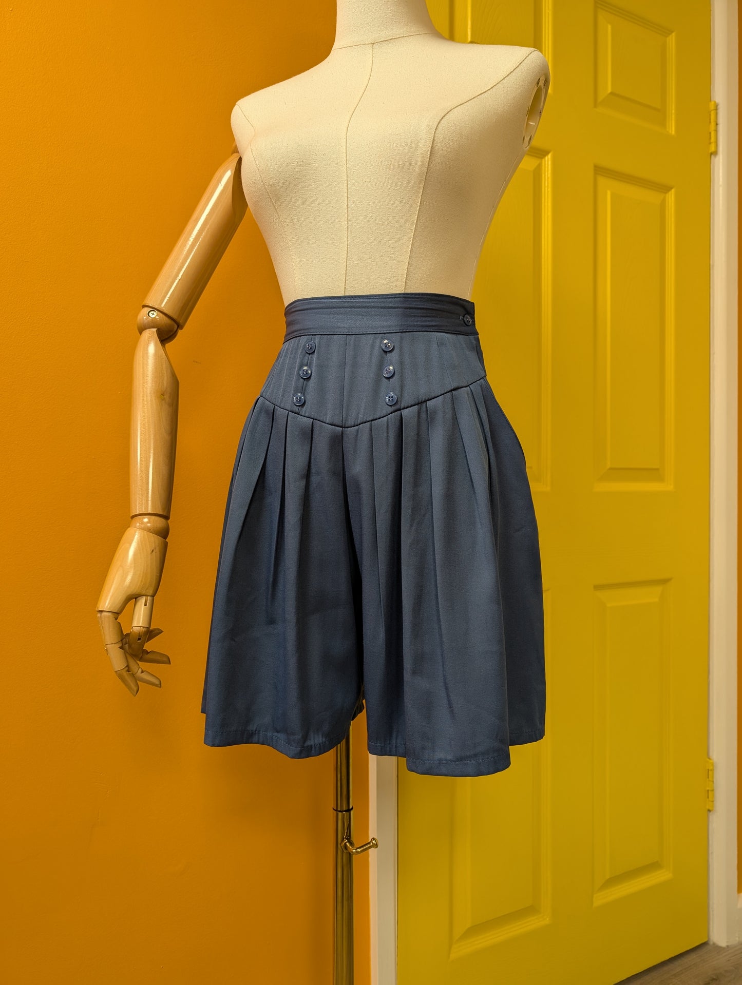 1980s Nafta Line blue culotte shorts - 24" waist /6