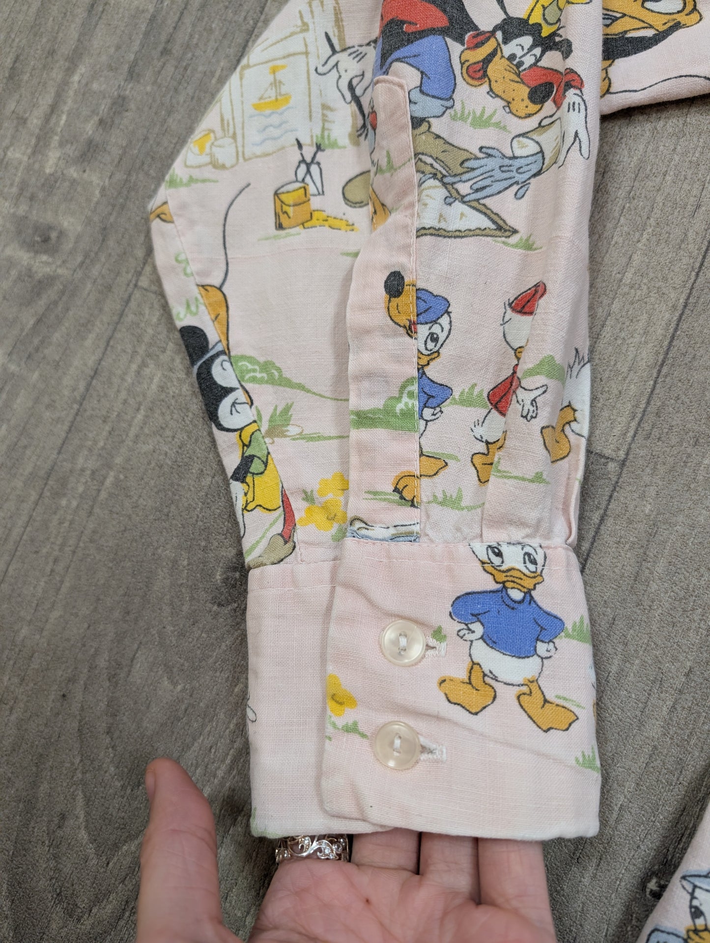60s/70s Disney print cotton beagle collar shirt