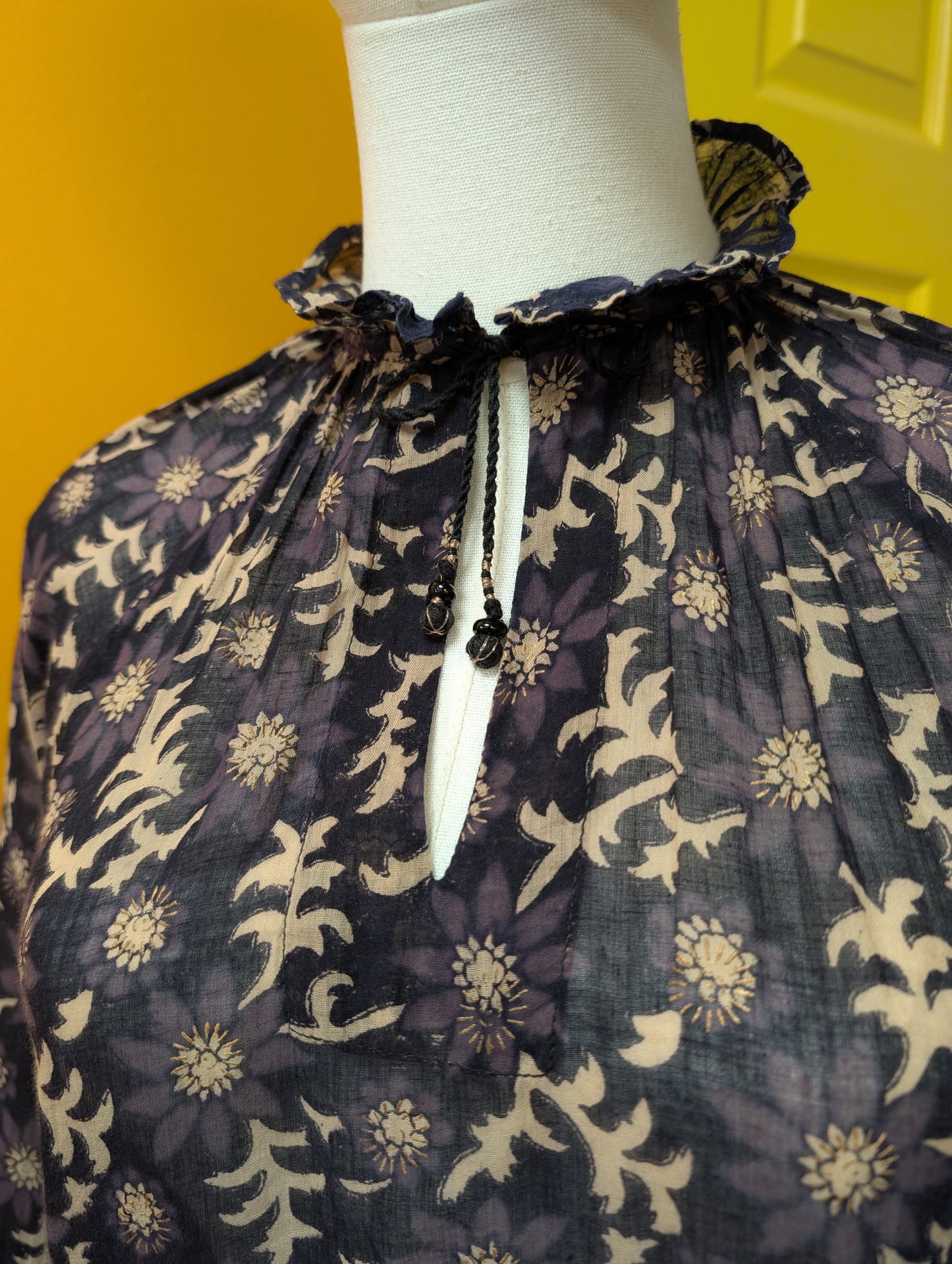 Gorgeous 1970s Ayesha Davar Indian cotton block print blouse - XS/S