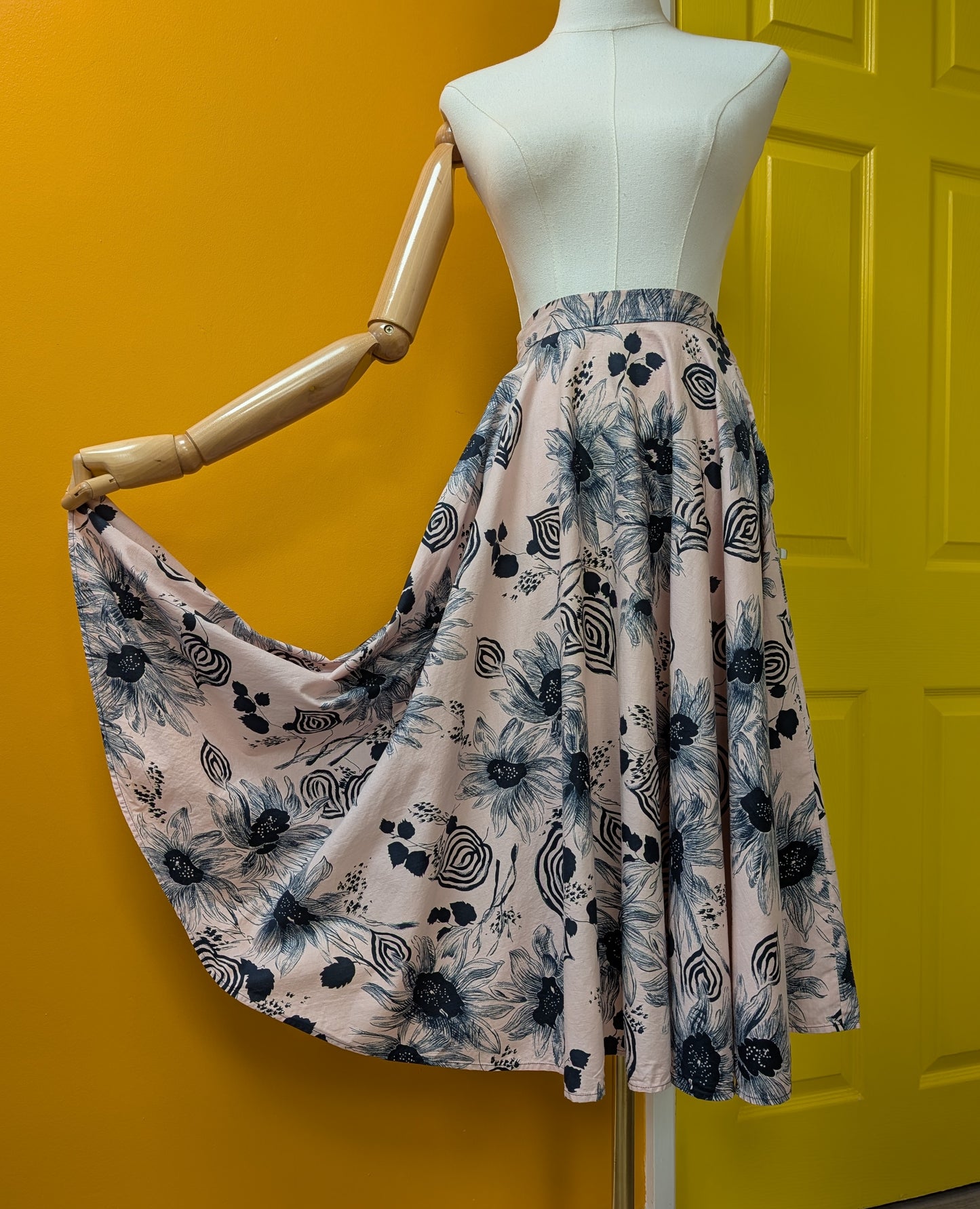 1950s St Michael abstract floral full circle cotton skirt - 25" waist