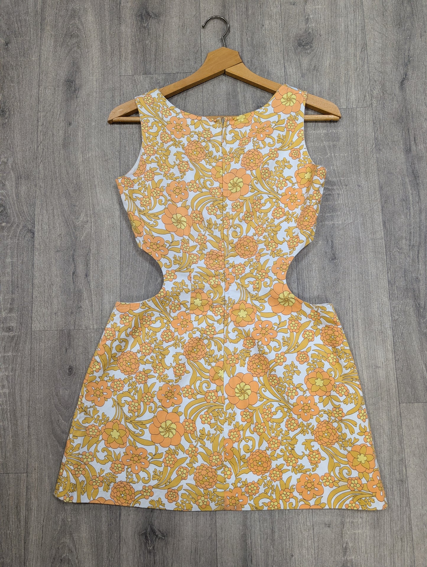 1960s cut out floral mini dress - S/10