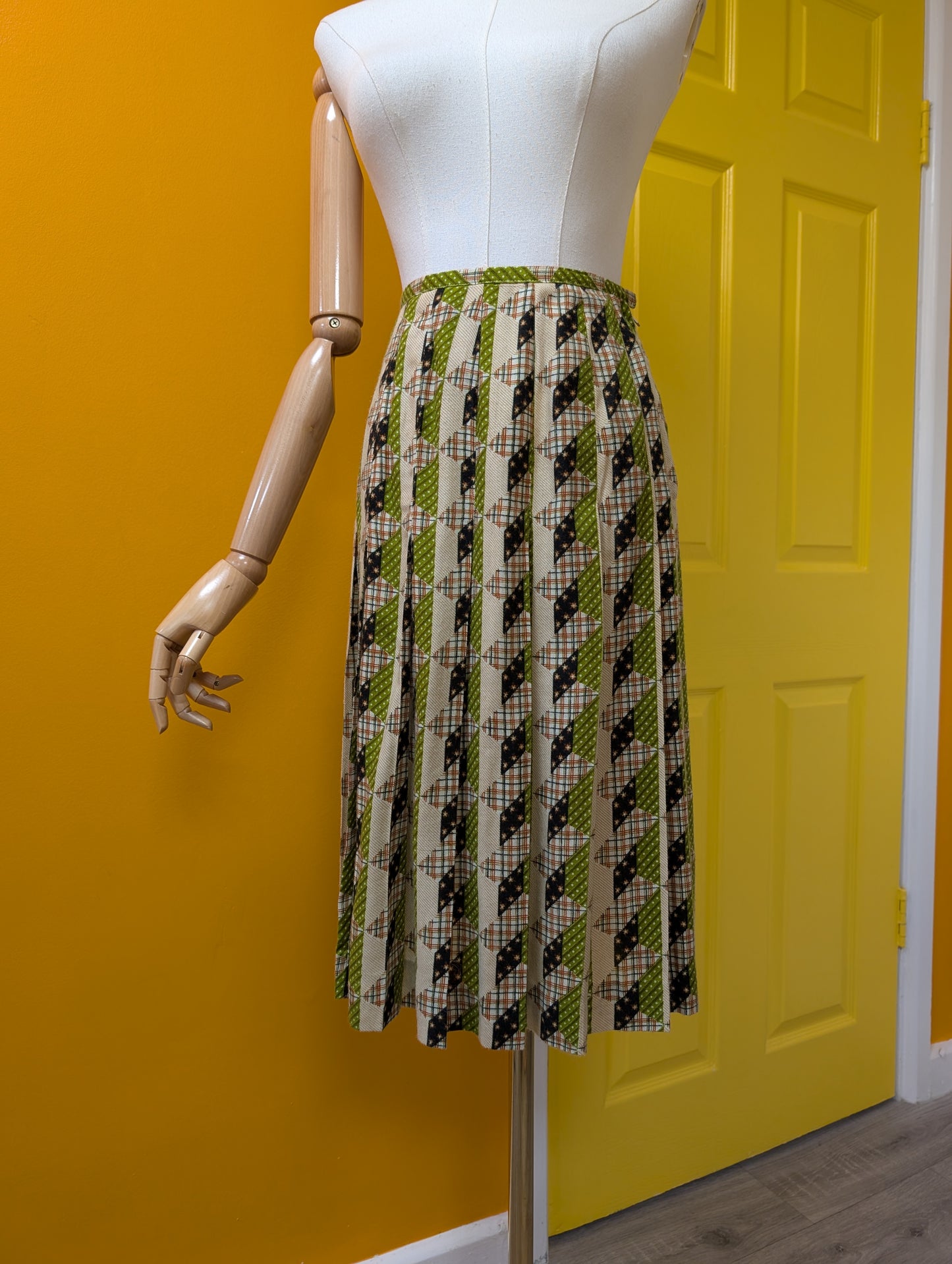 1970s Daniel Hechter Paris green top and skirt - XS/6/8
