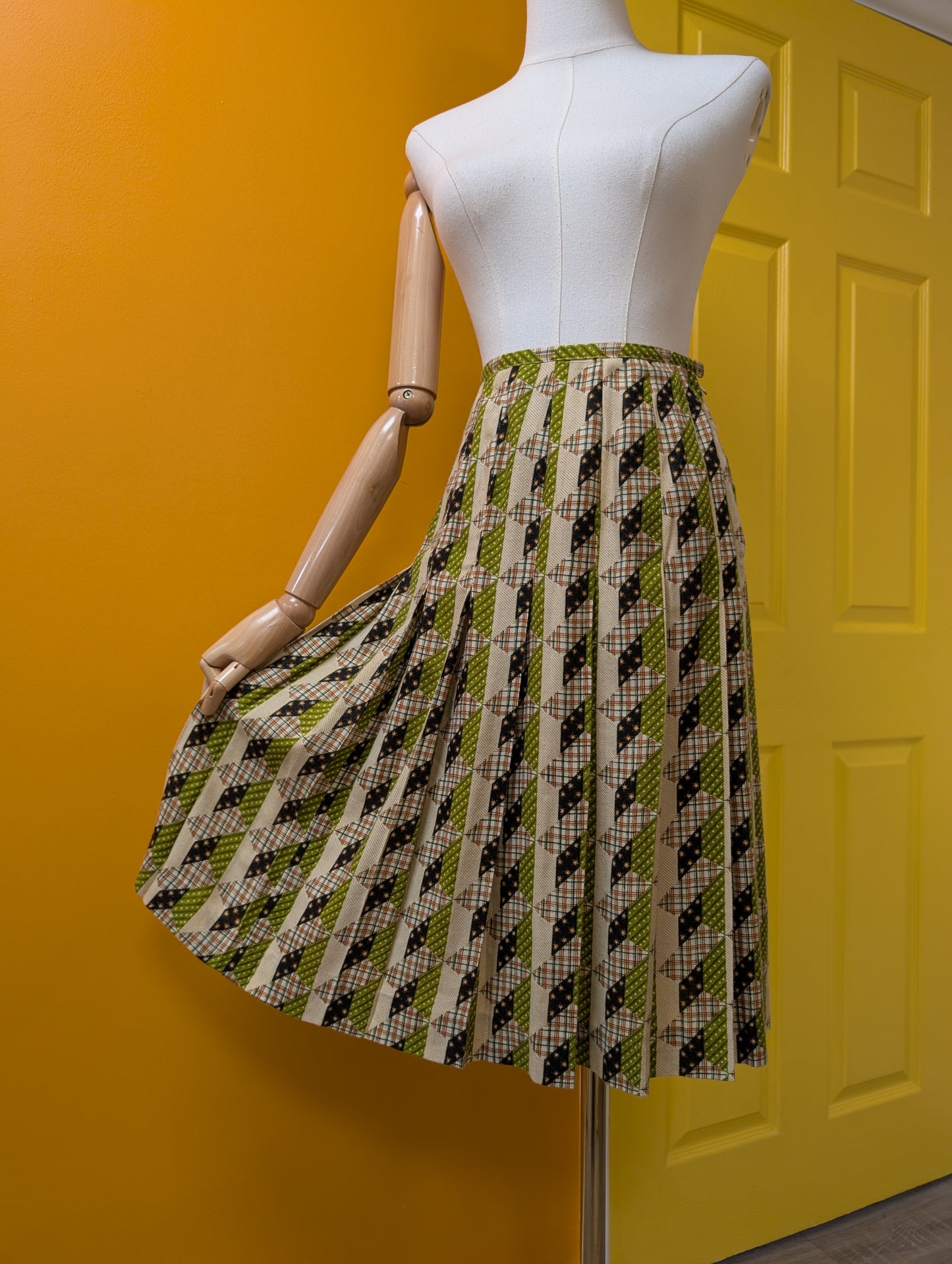 1970s Daniel Hechter Paris green top and skirt - XS/6/8