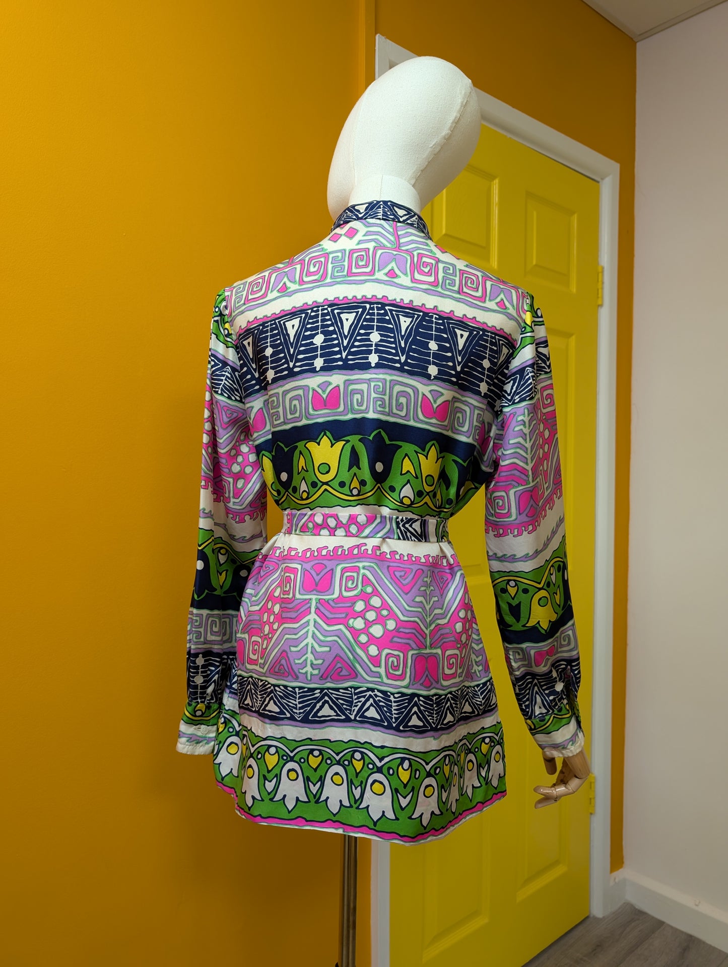 1960s Pierr Ghy Paris pure silk pink/green shirt and belt - up to a M