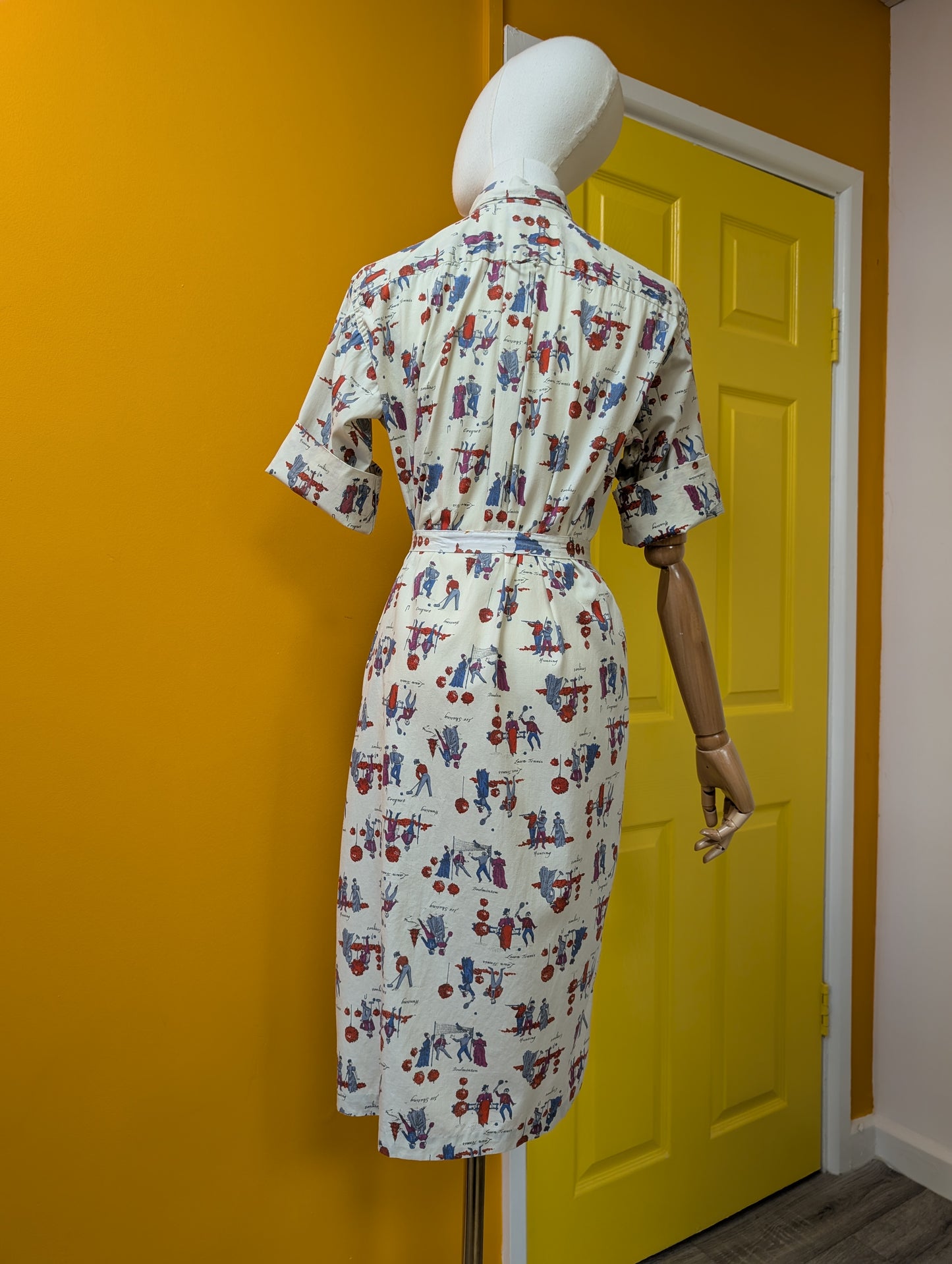 1960s Miss Fashionality novelty print cotton shirt shift dress