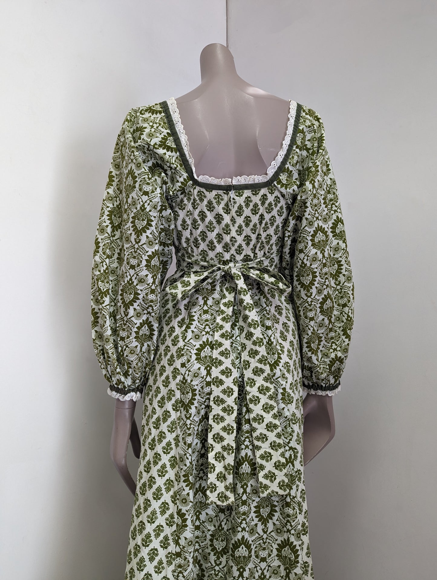 Rare 1970s Earlybird maxi dress - Size 8