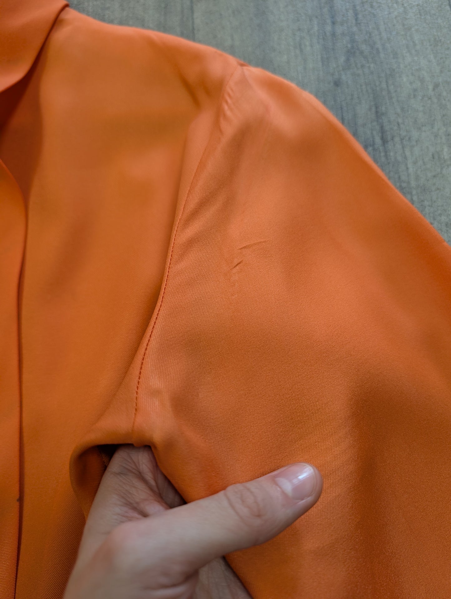 1970s orange balloon sleeve pussy bow collar blouse - L