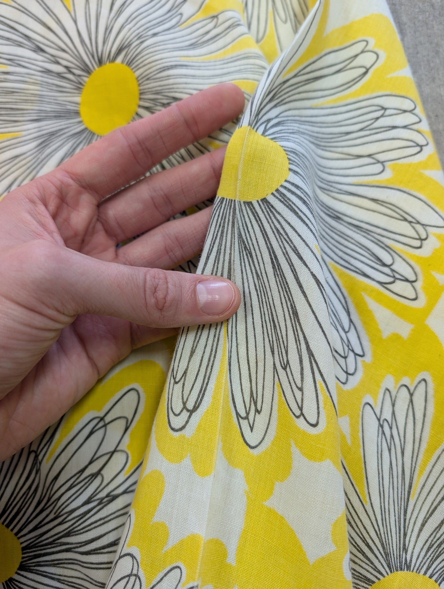 1960s yellow floral shirt - S/M