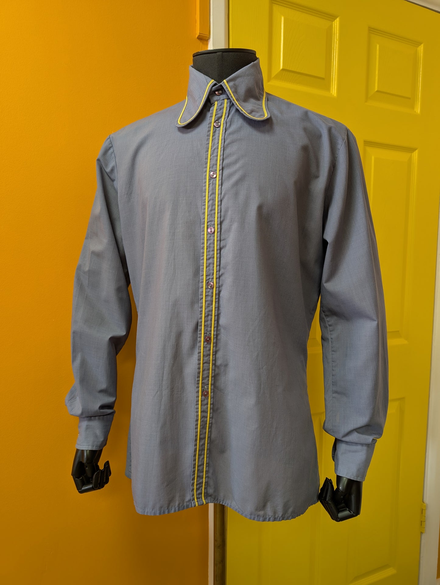 1970s Kinki beagle collar shirt