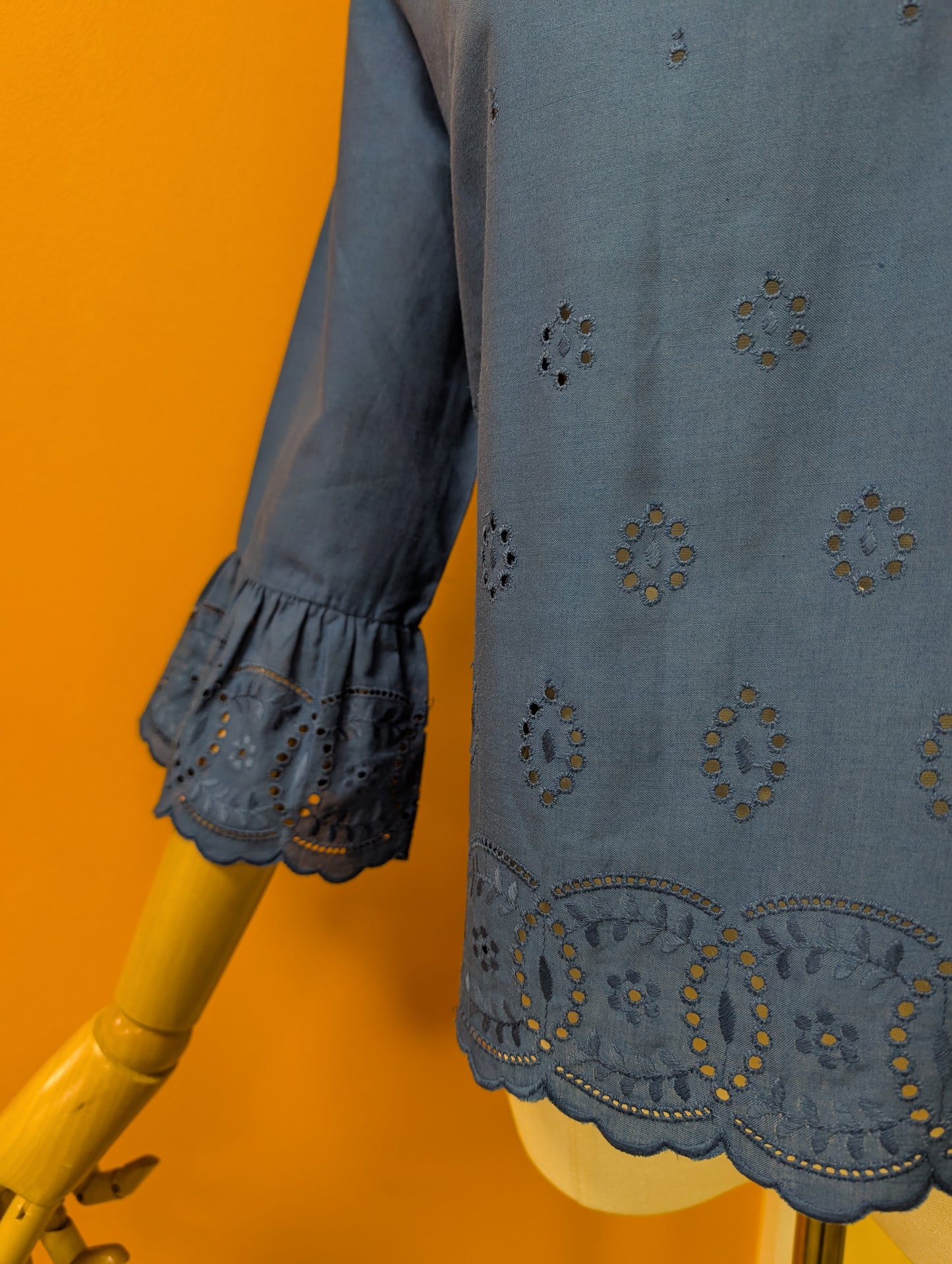 1960s Prova navy blue broderie anglaise blouse - M