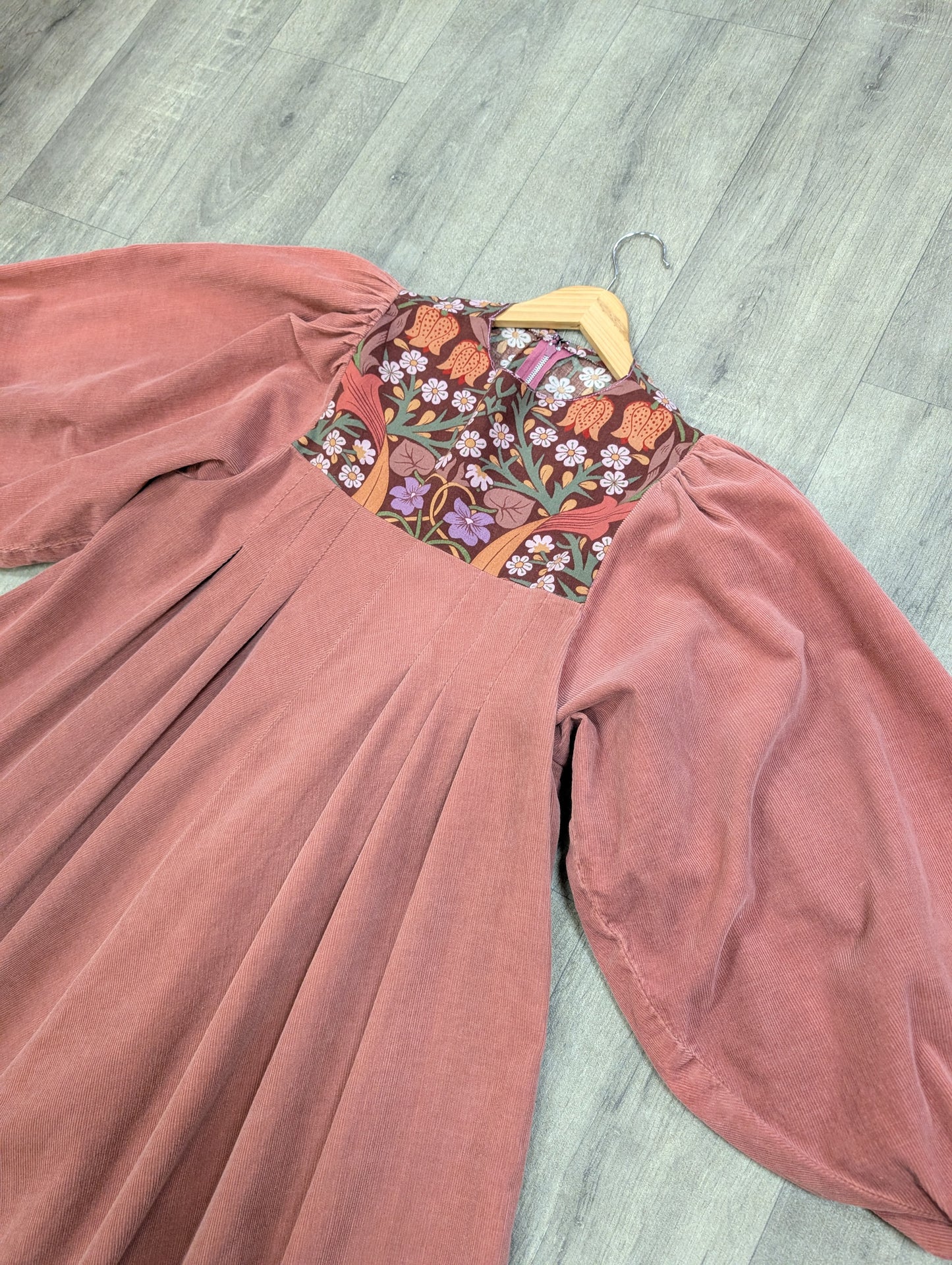 Gorgeous 1970s pink needlecord dress with William Morris fabric - S/8/10