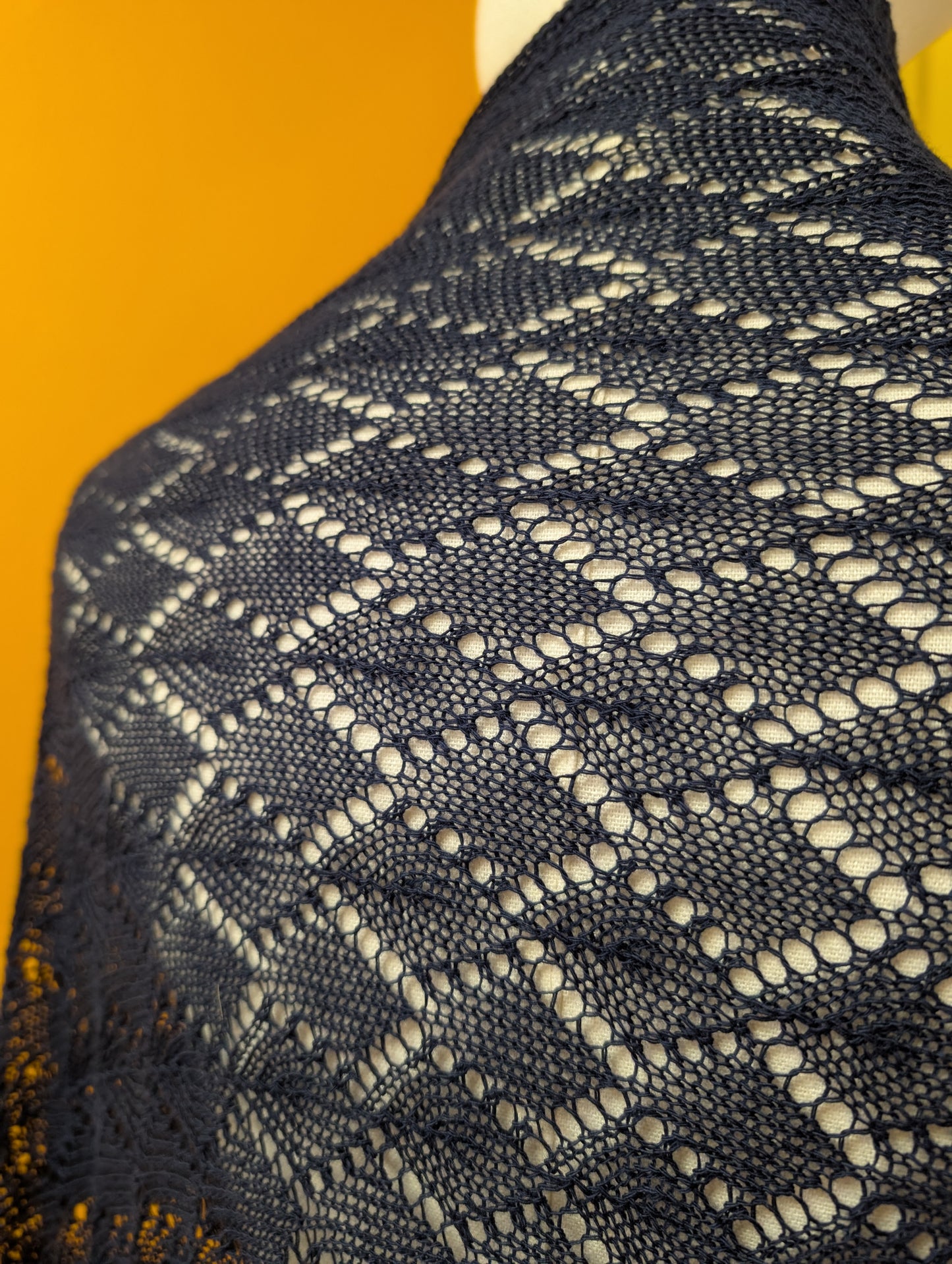 80s/90s Laura Ashley navy blue cotton shawl/scarf
