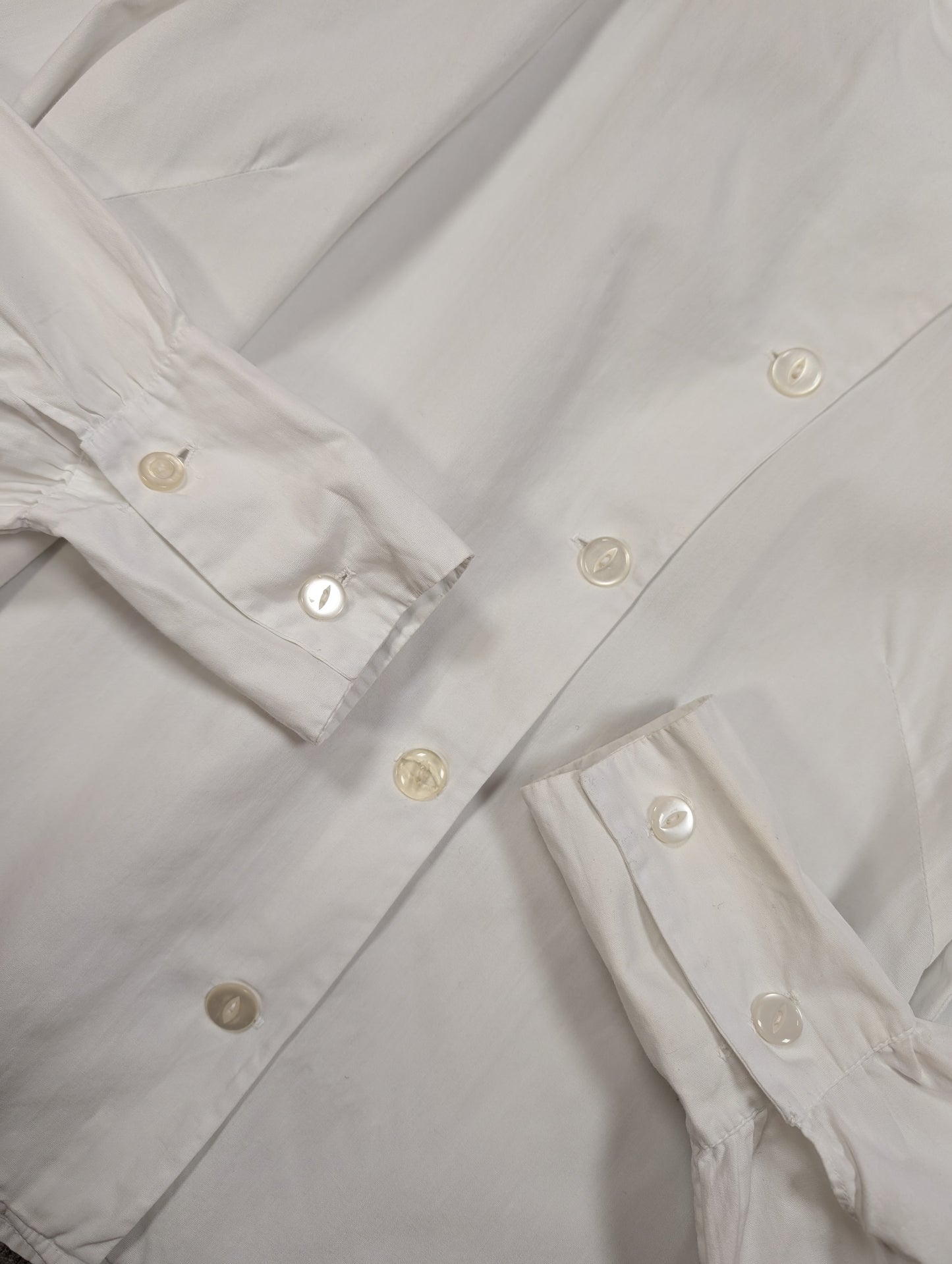 Asymmetrical button up white cotton shirt - S