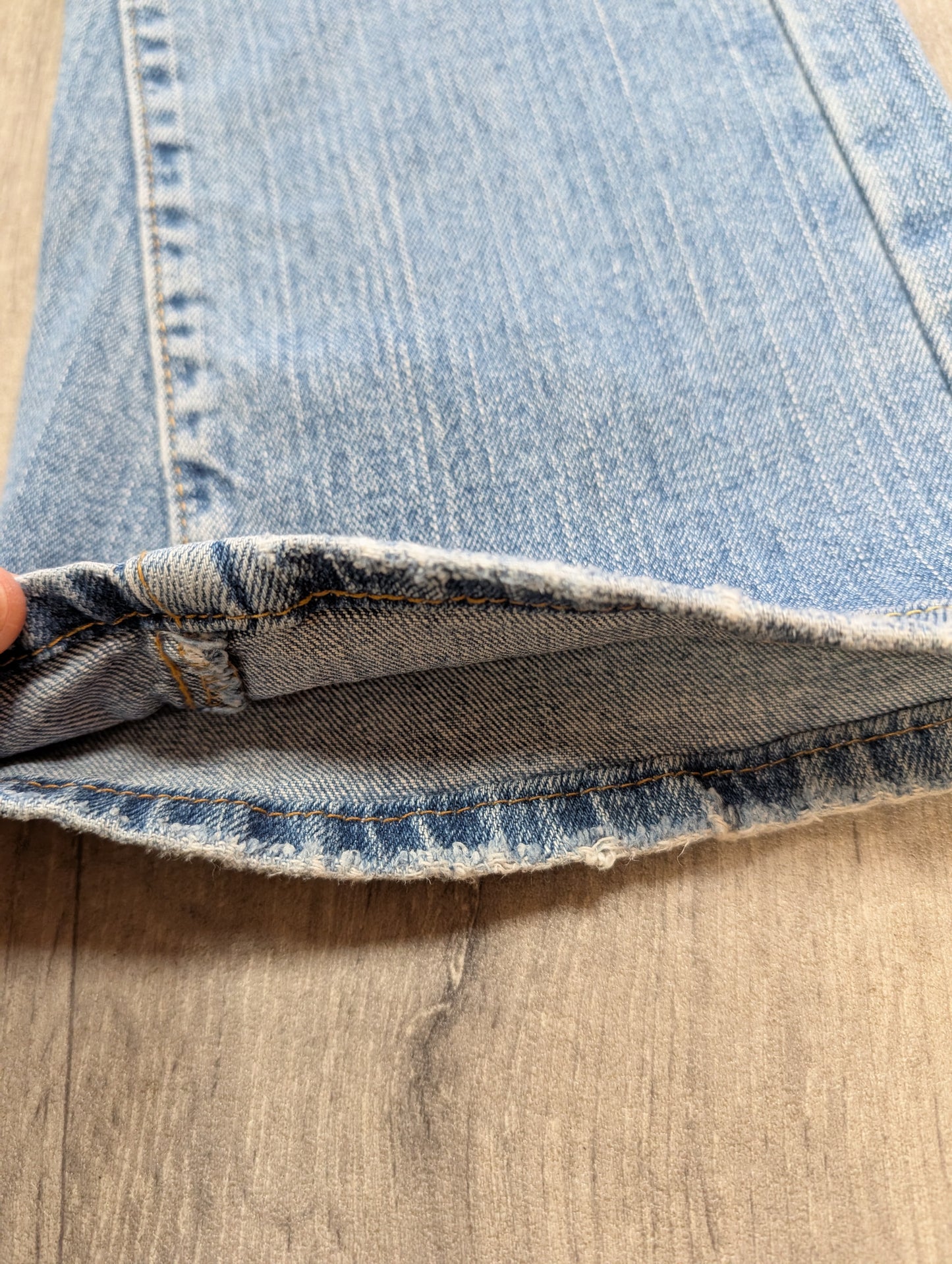 Levi's slouch flare jeans low rise - 31"W 31"L
