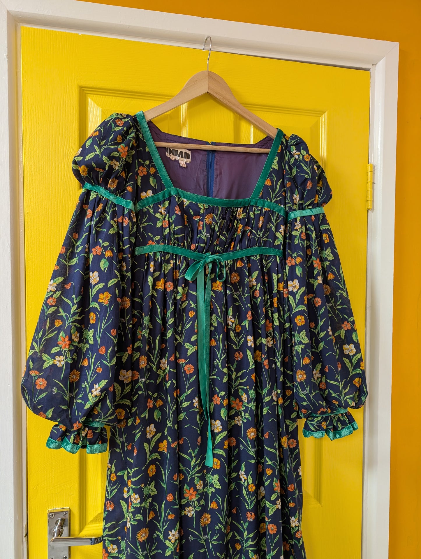 Incredible 60s/70s Quad floral maxi dress - XS