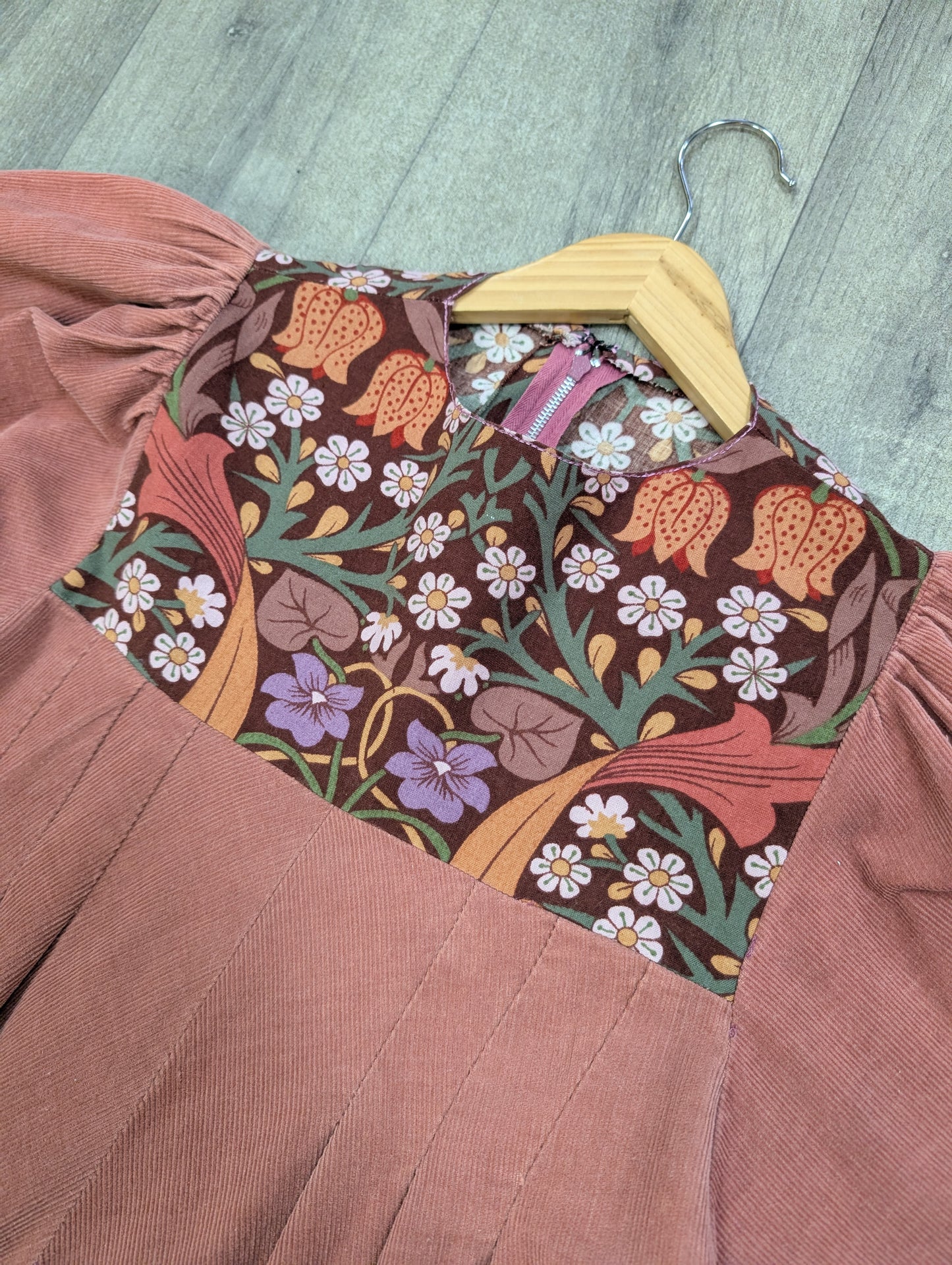 Gorgeous 1970s pink needlecord dress with William Morris fabric - S/8/10