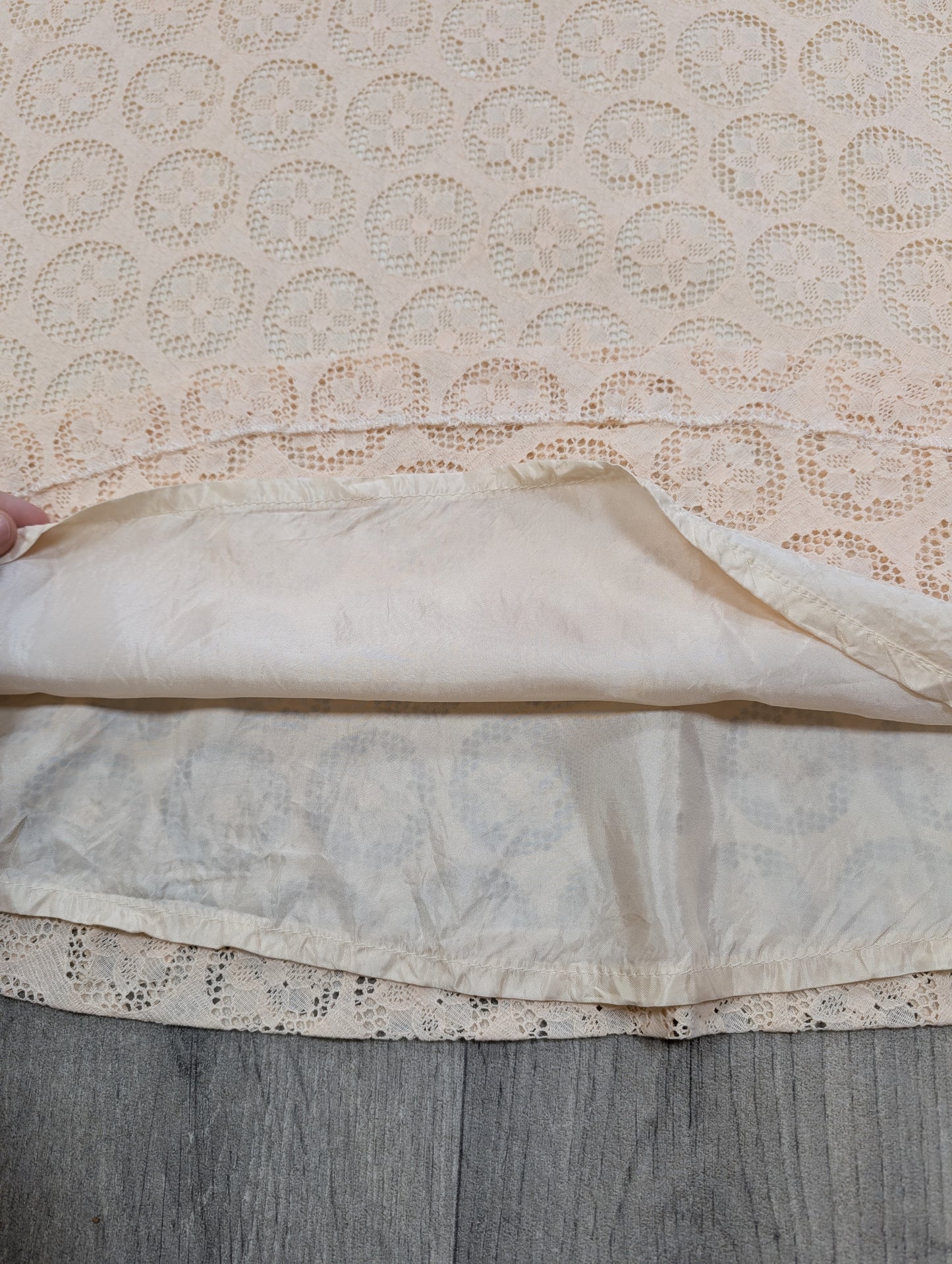 1970s floral lace skirt - 28" waist