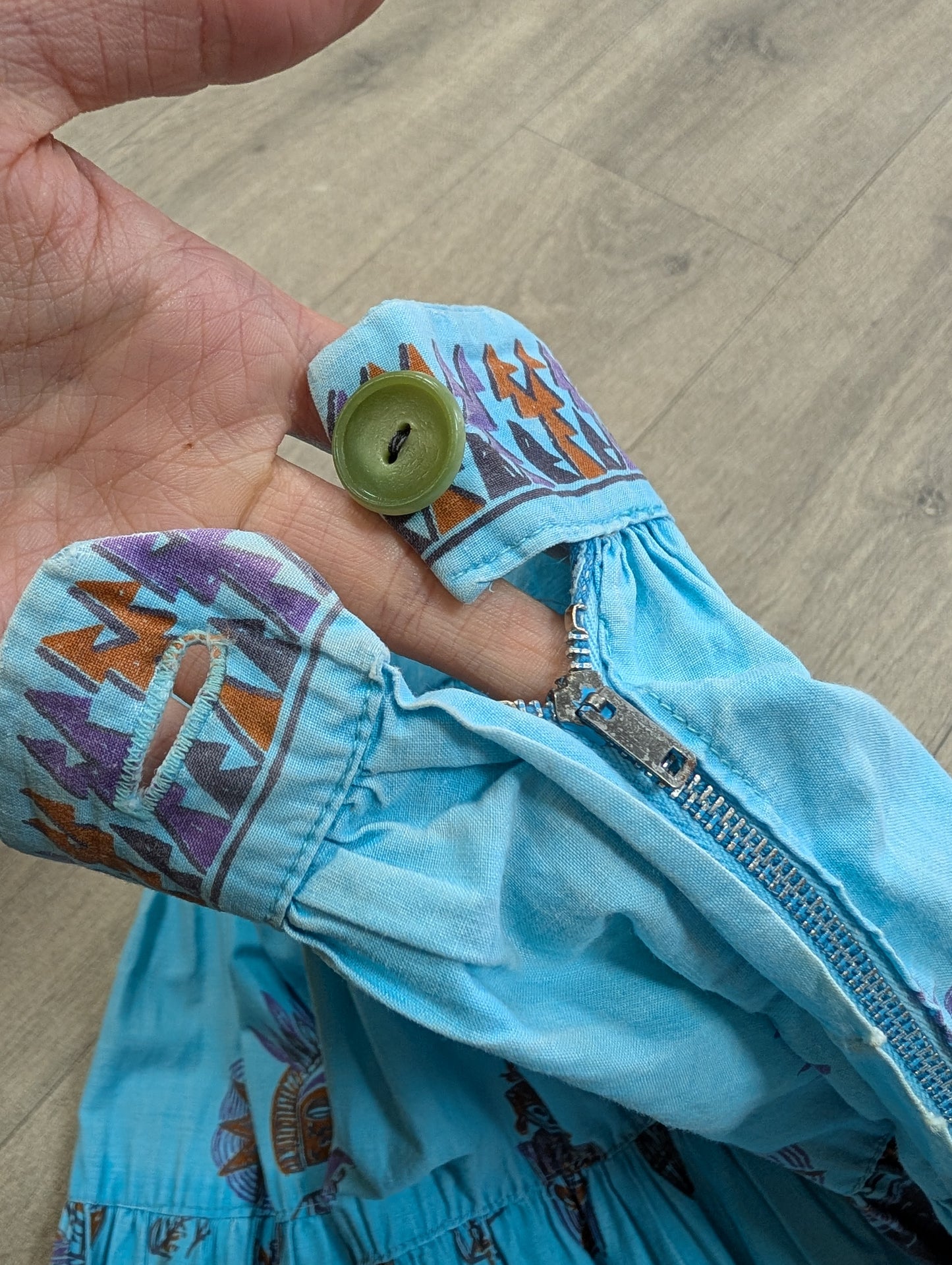 1950s blue cotton tiered novelty tribal print skirt - 23"/24" waist