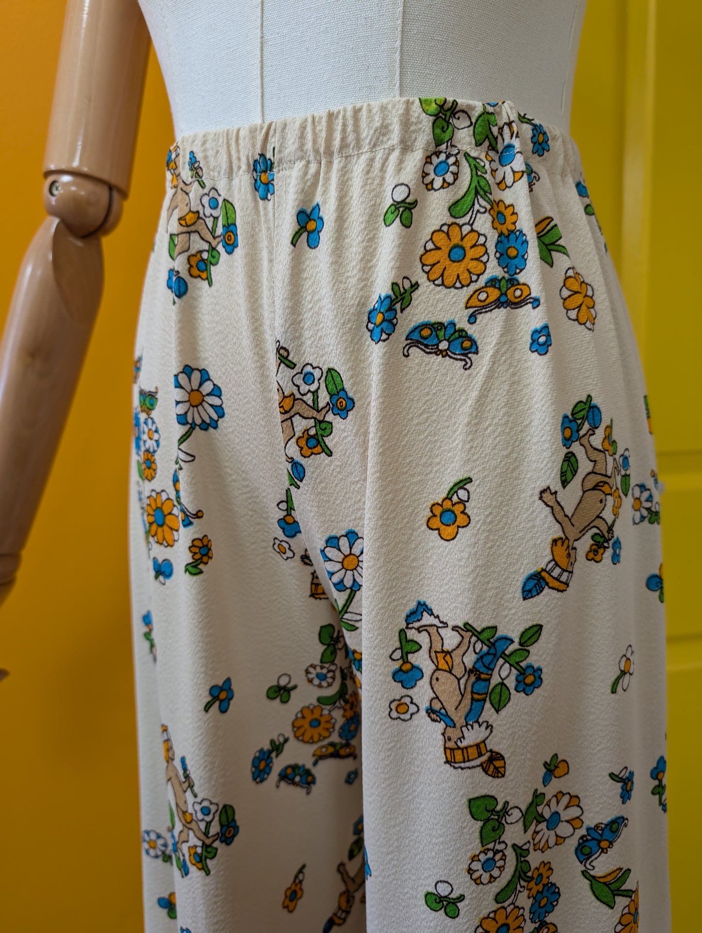 1970s novelty print top & trousers - S/8/10
